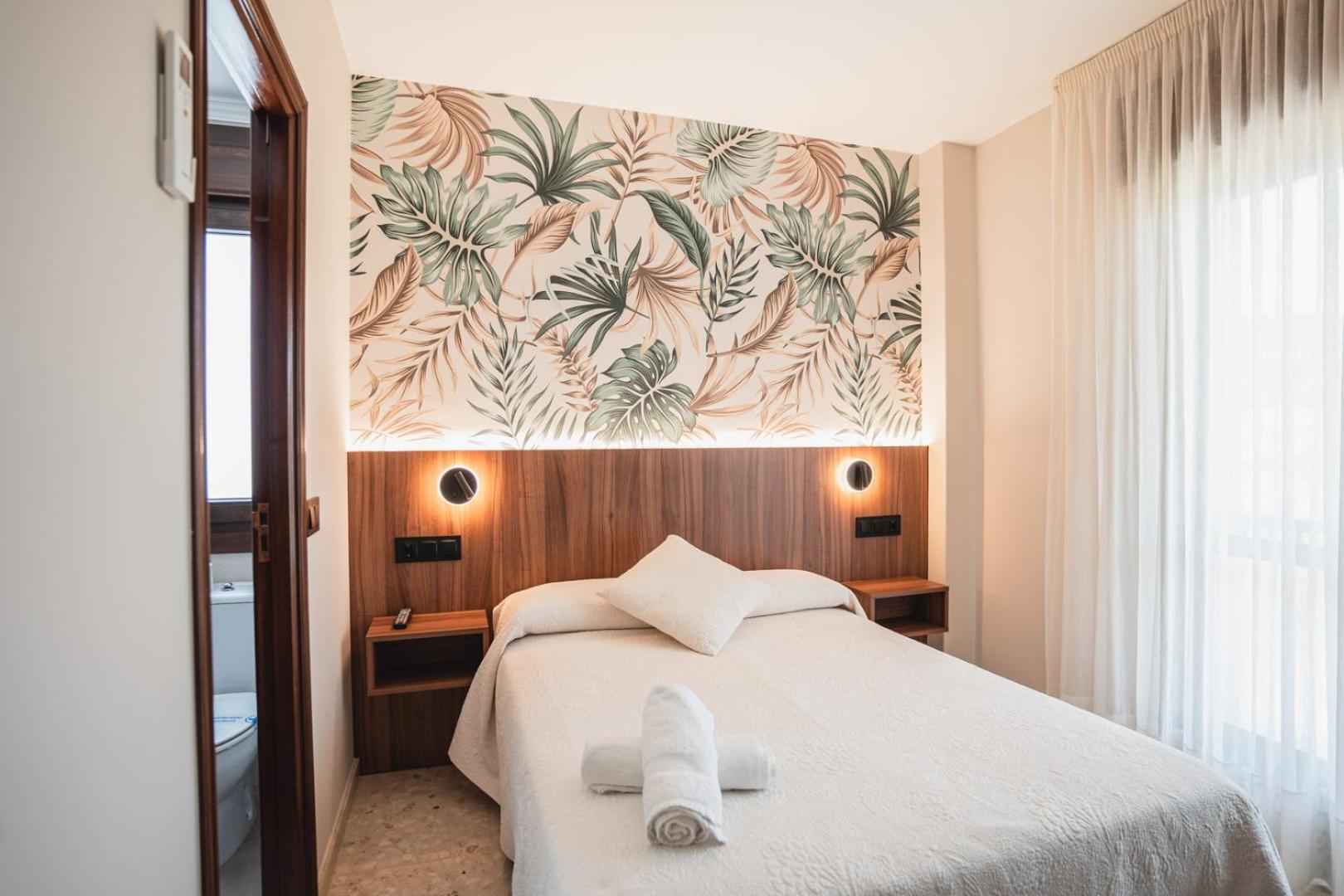 Double or Twin Room,1420923900:JPEG