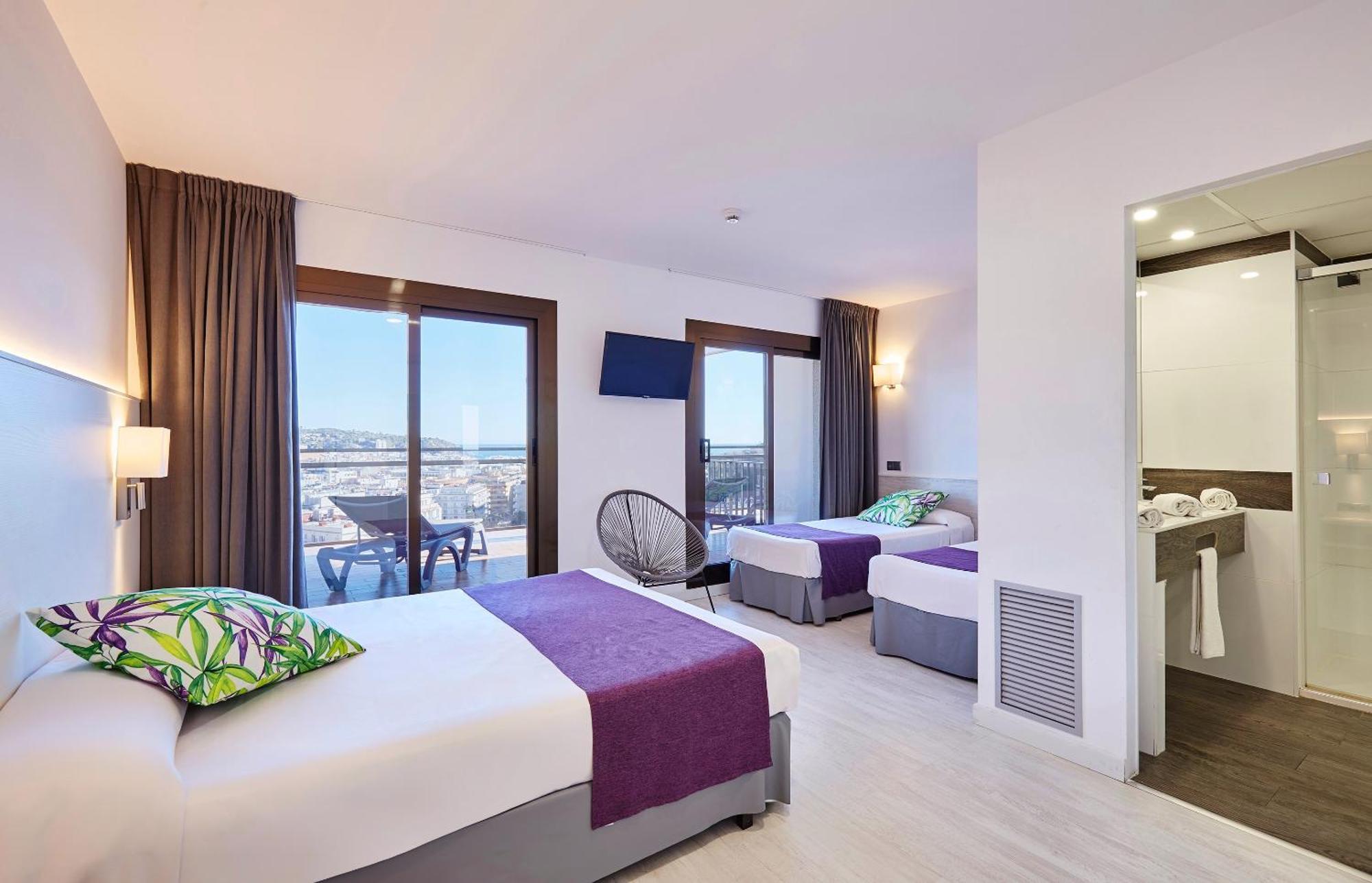 Superior Quadruple Room