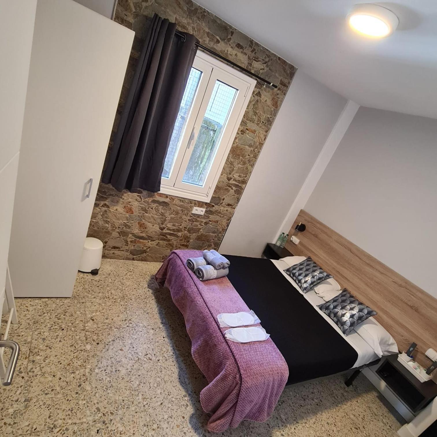 Habitación Individual con baño compartido