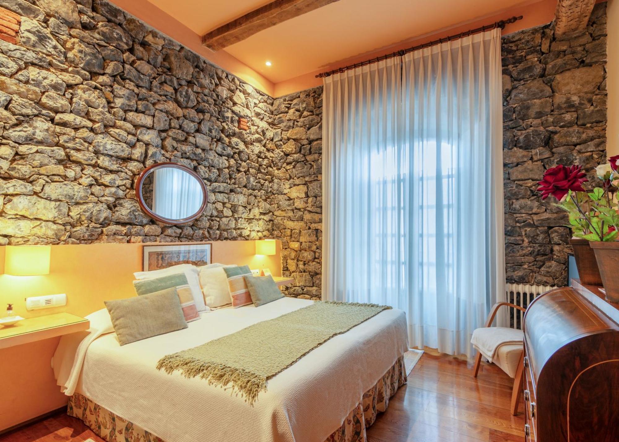 Double or Twin Room,1580329563:JPEG