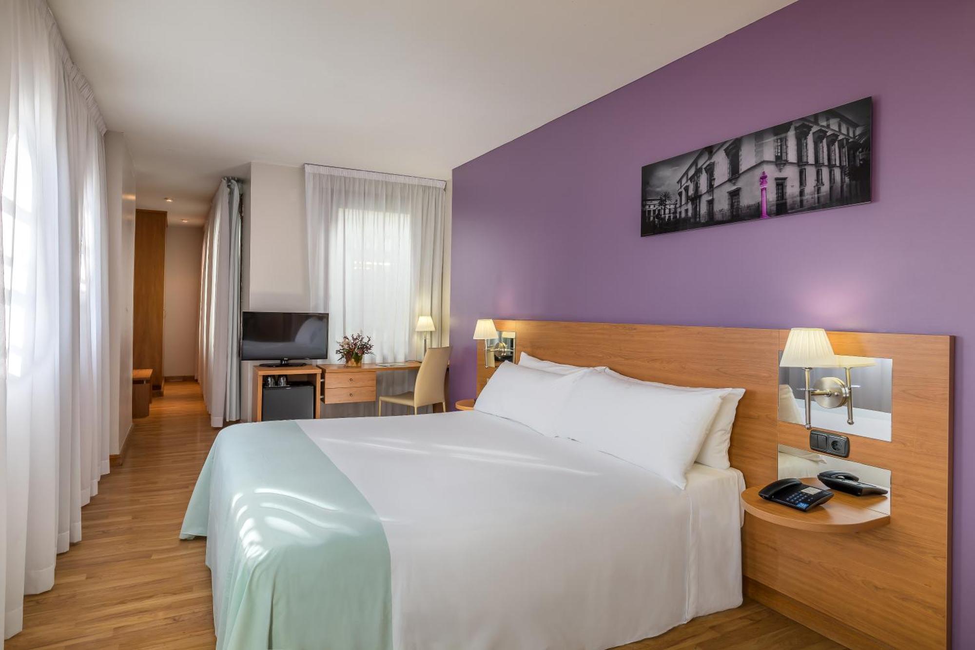 Superior Double or Twin Room with Terrace,1587496284:JPEG