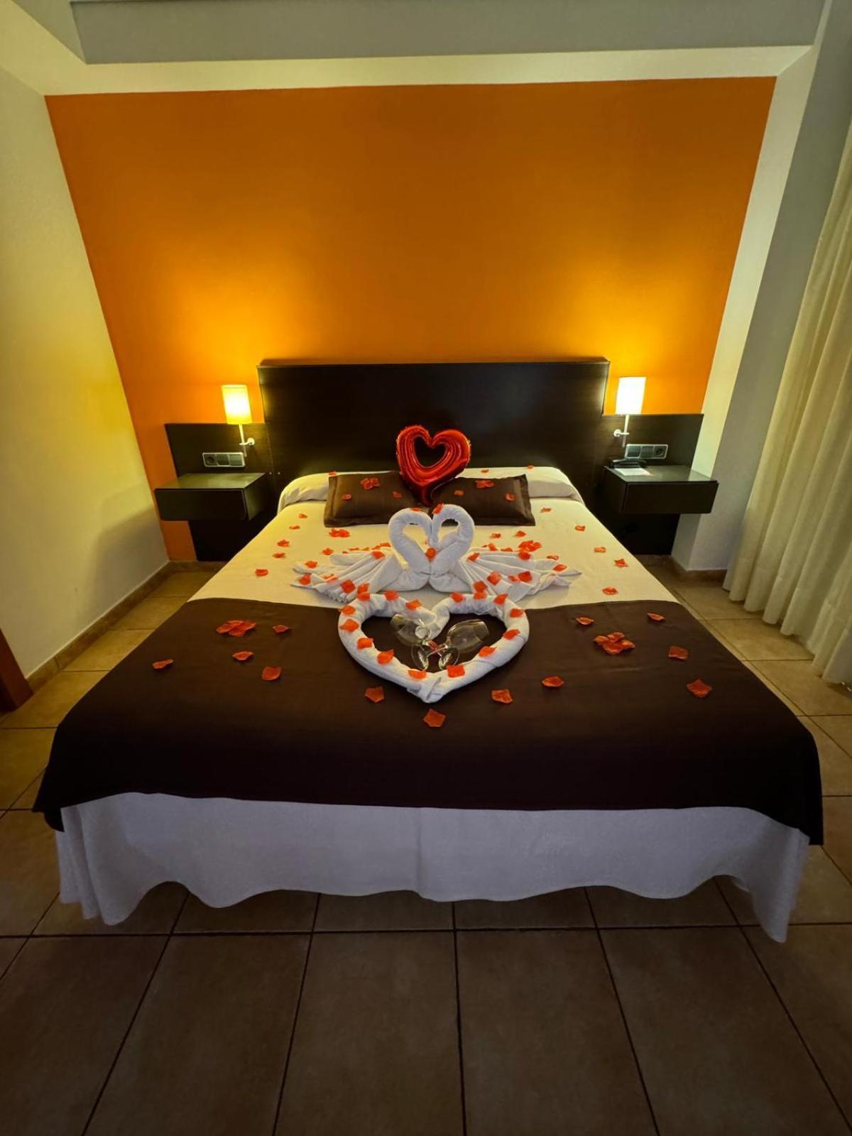 Romantic Package (Petals and Chocolates) - Standard Double or Twin Room,1588047799:JPEG