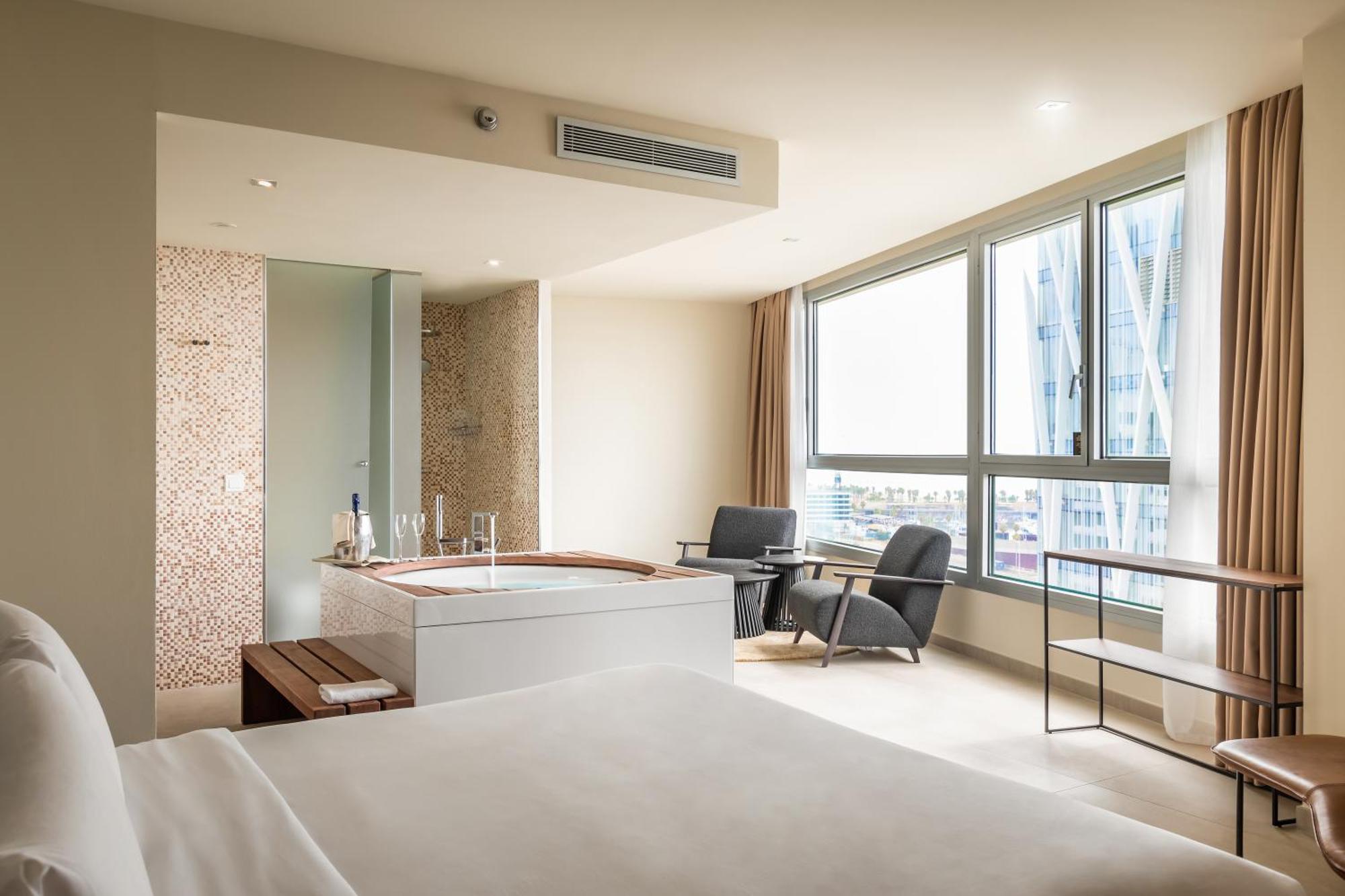 Suite Spa Bath