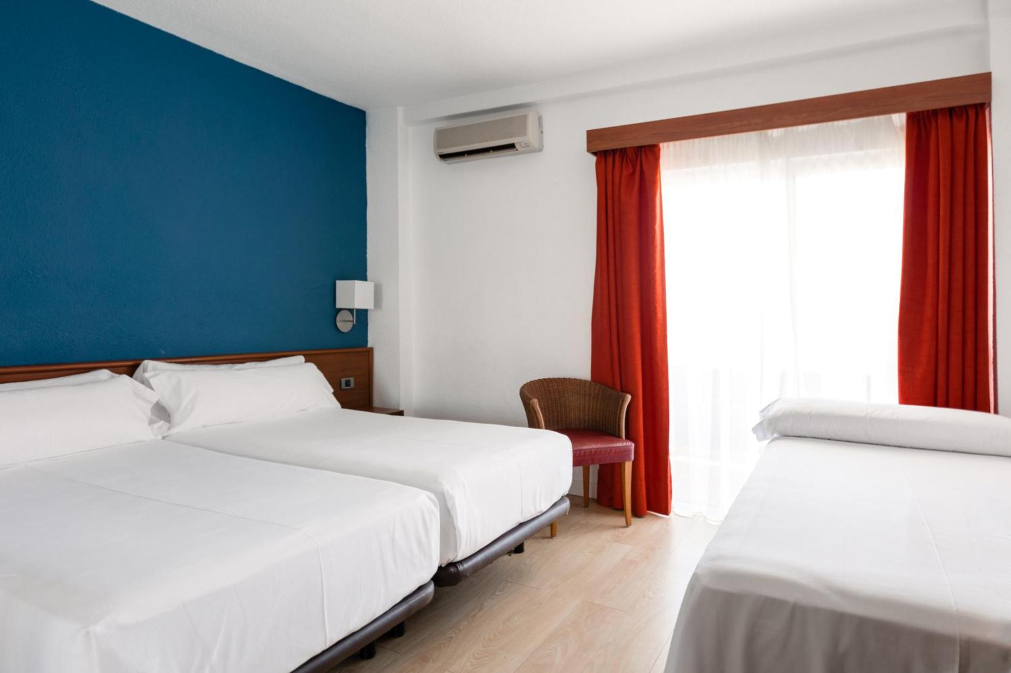 Triple Room (3 Adults),1306962709:JPEG