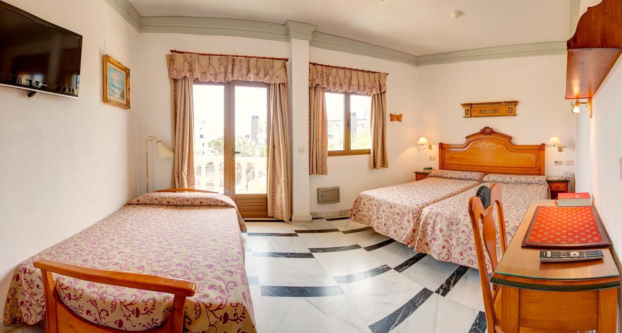 Superior Triple Room,1589183326:JPEG