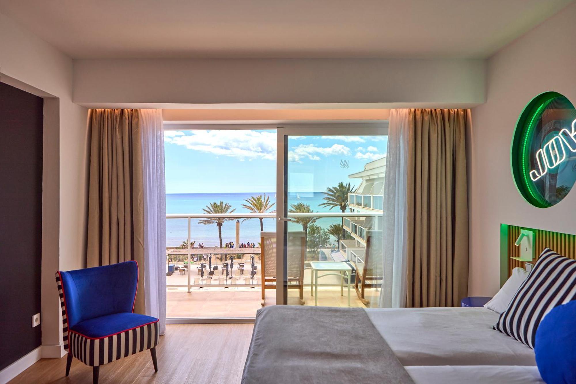 Double Room Balcony Sea View