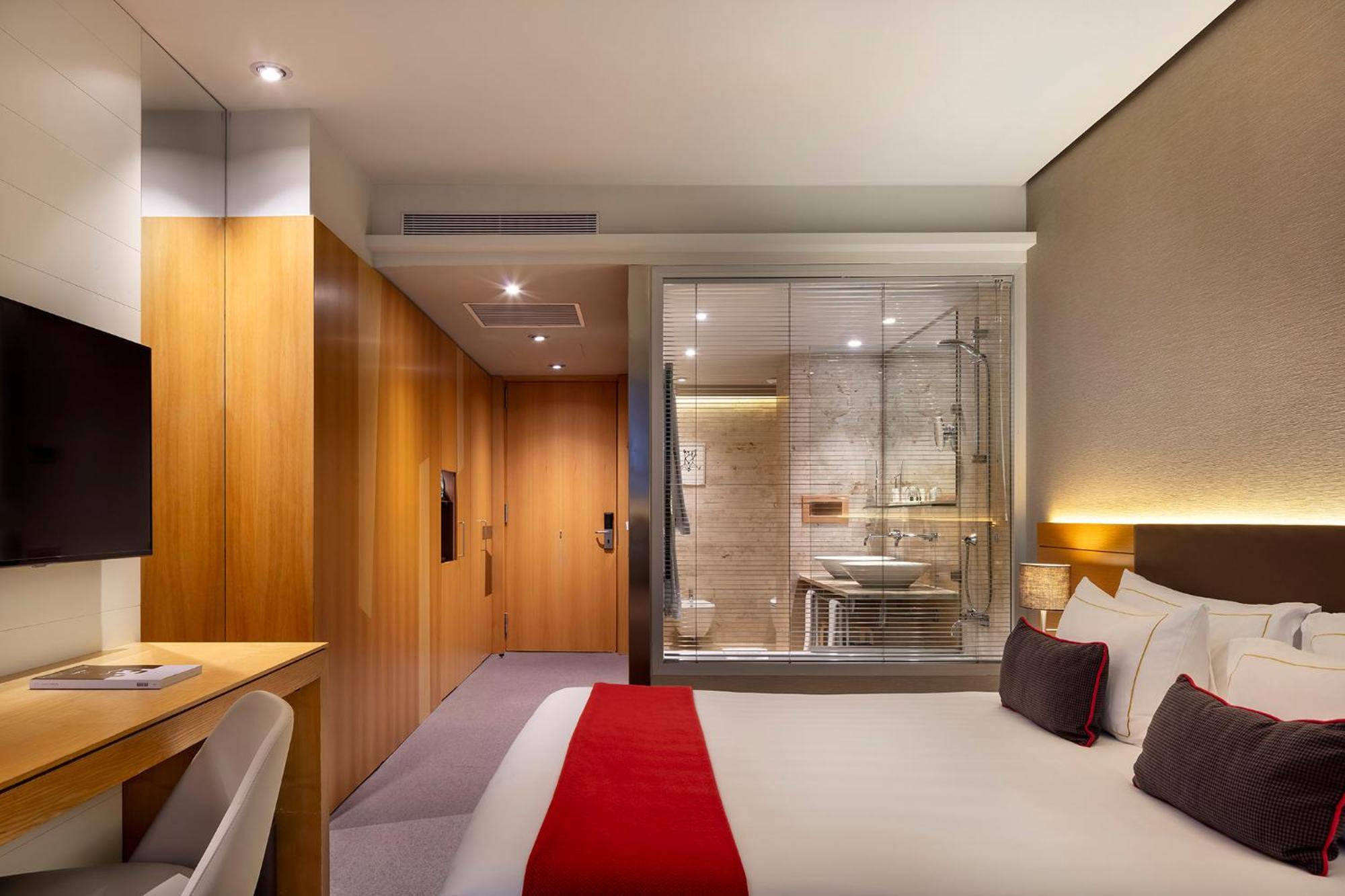 Superior Double or Twin Room City View