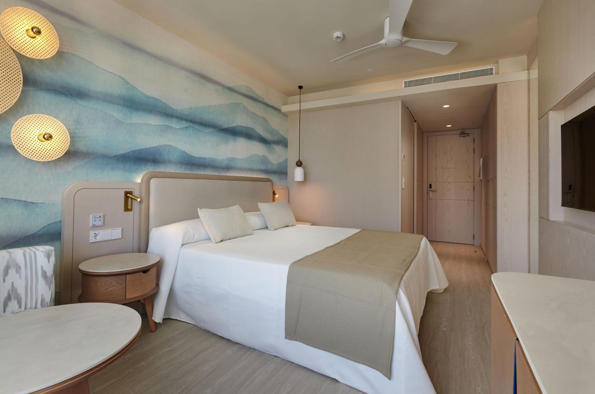 Double Room with Sea View,1598397063:JPEG