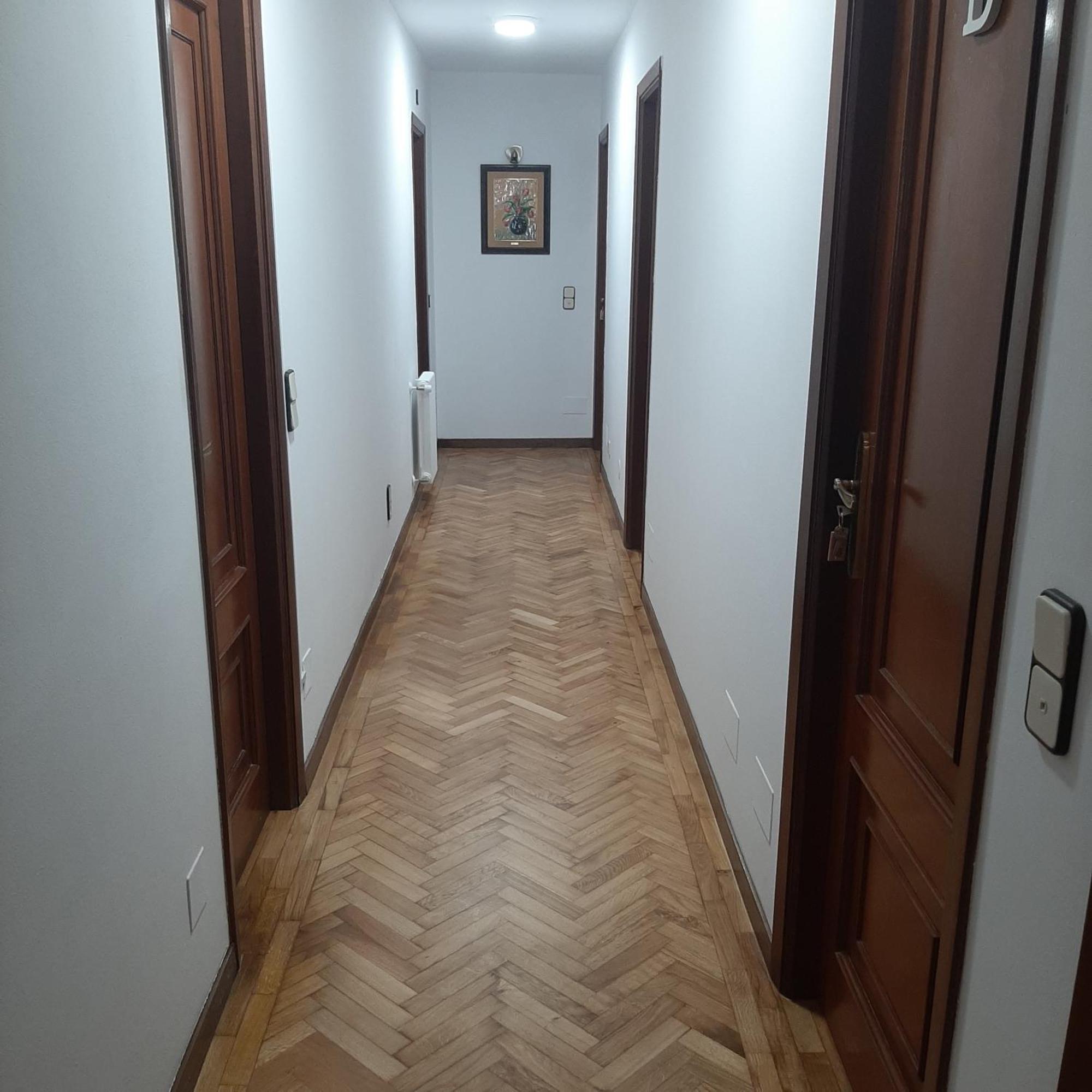 Habitación con baño compartido - Cama grande