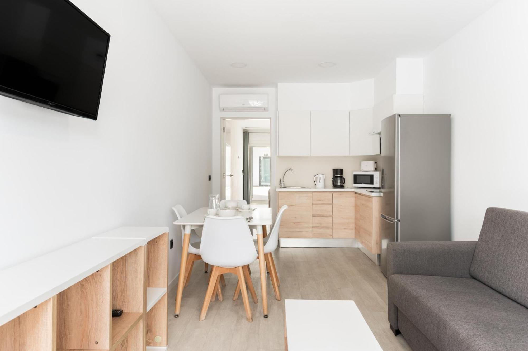 One-Bedroom Apartment,1605196413:JPEG