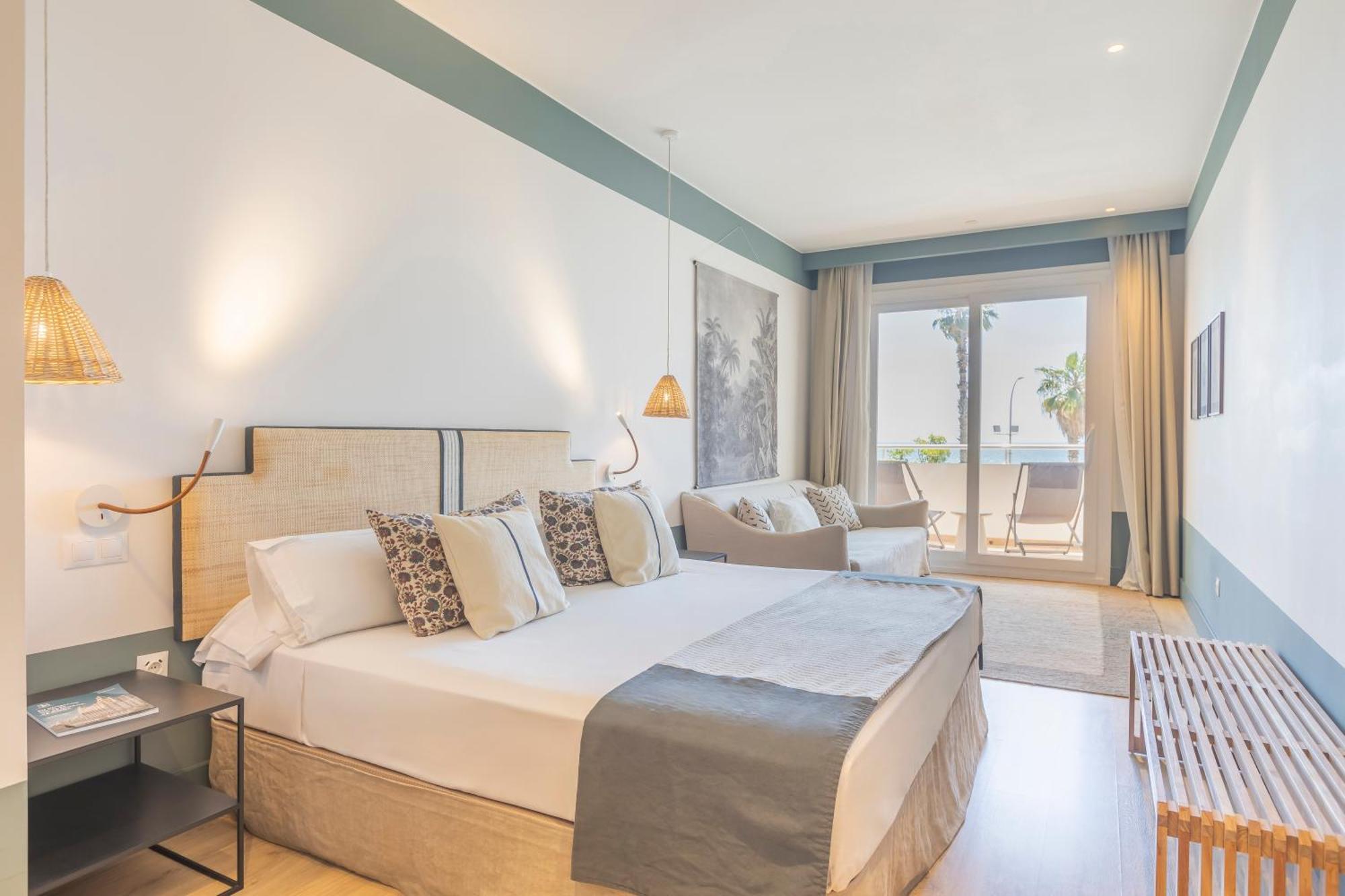 Junior Suite,1605374355:JPEG