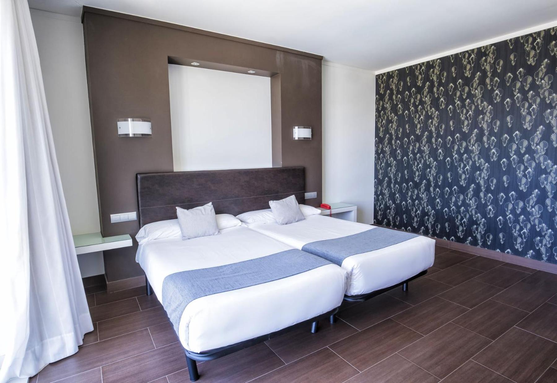 Superior Double or Twin Room Sea View