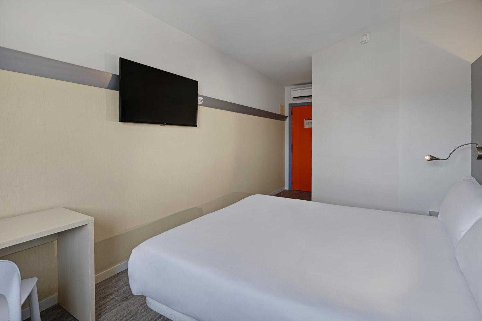 Single Room,1607219074:JPEG