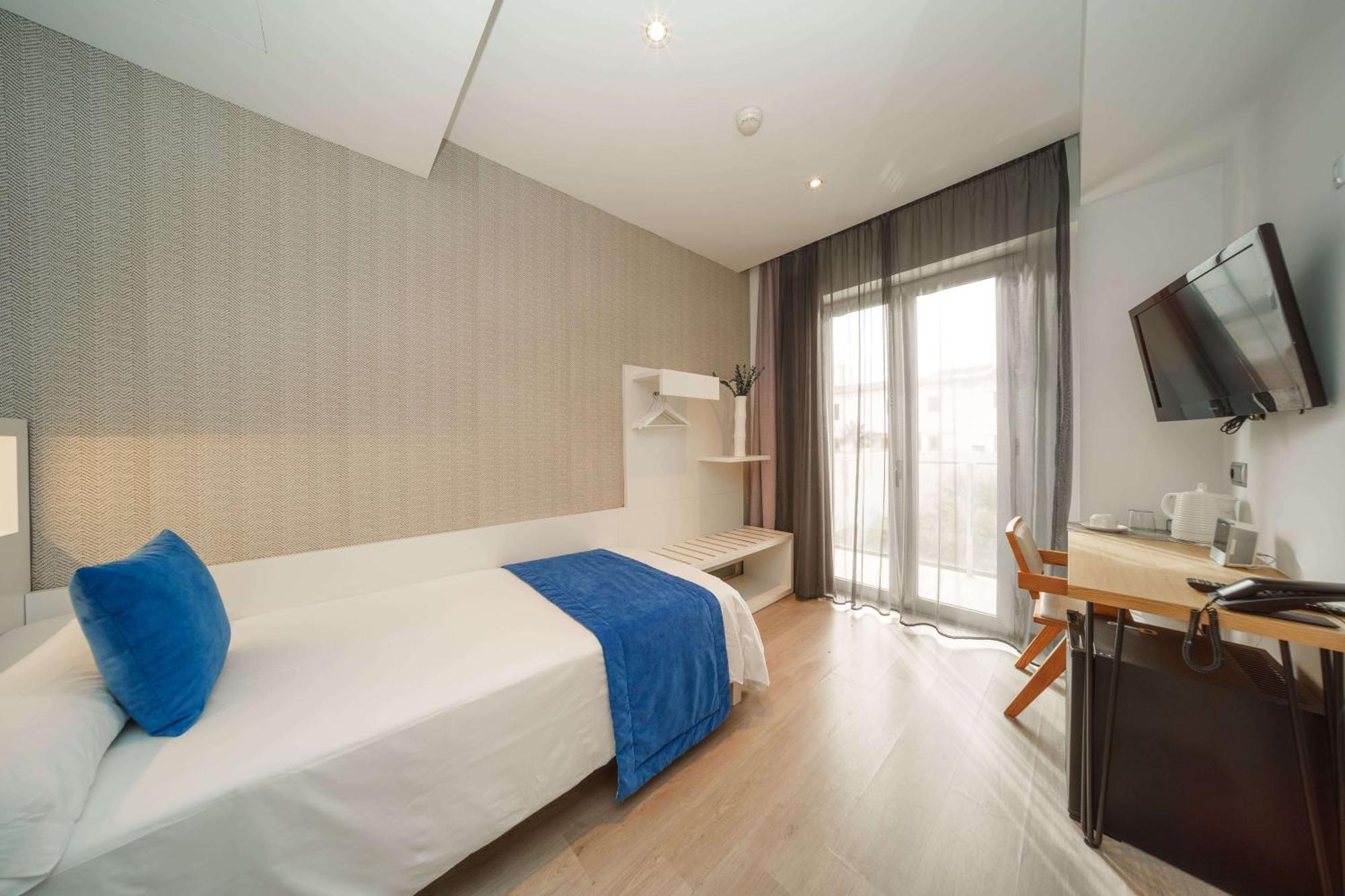 Single Room,1608789955:JPEG