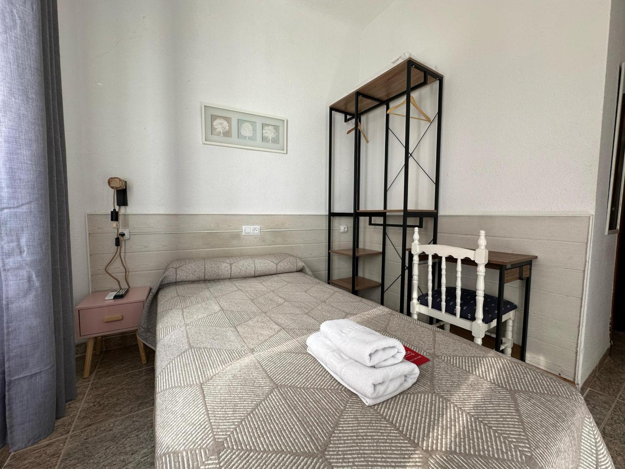 Habitación Individual con baño privado