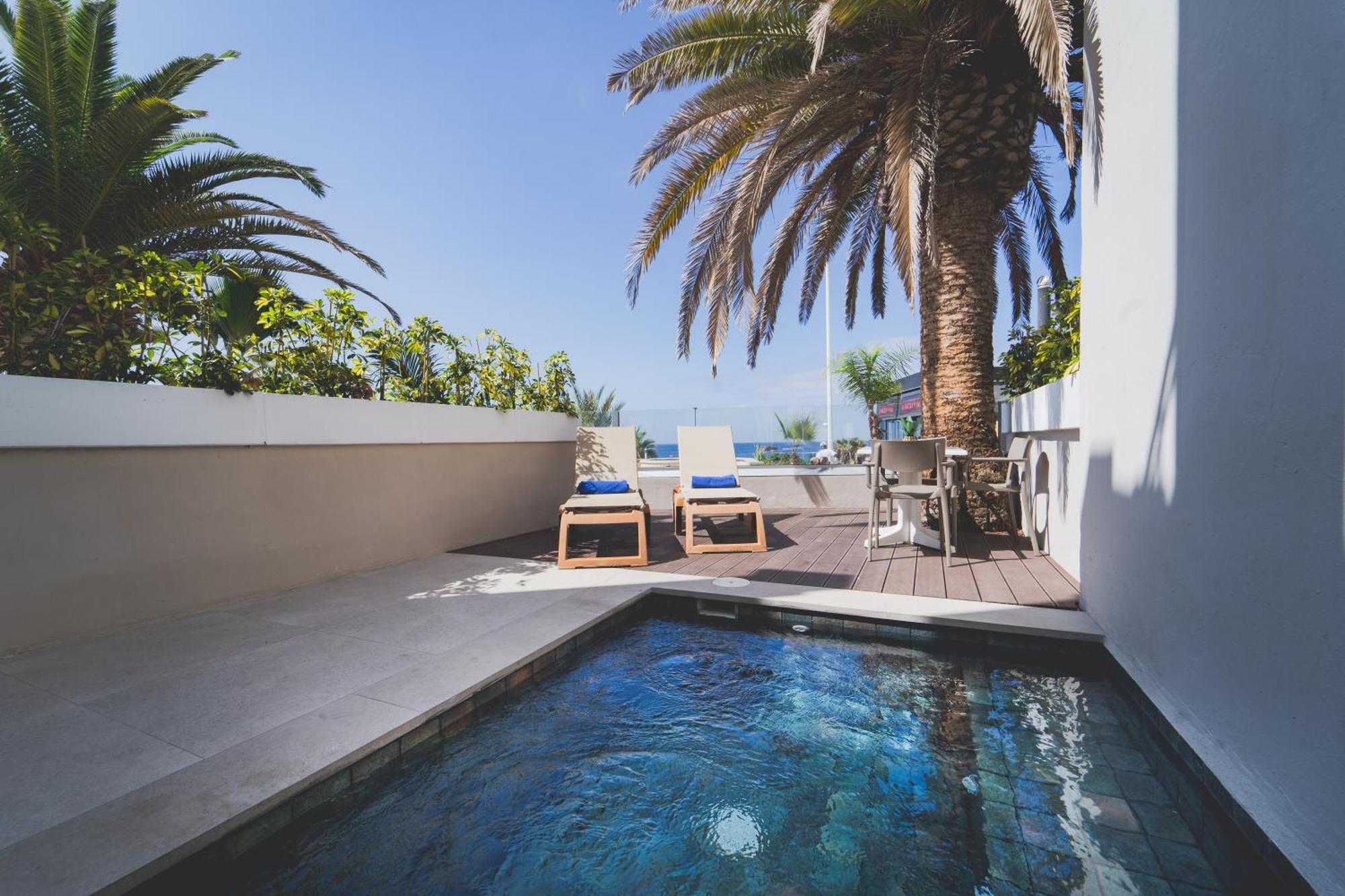 Villa de 2 dormitorios con piscina privada (6 personas)