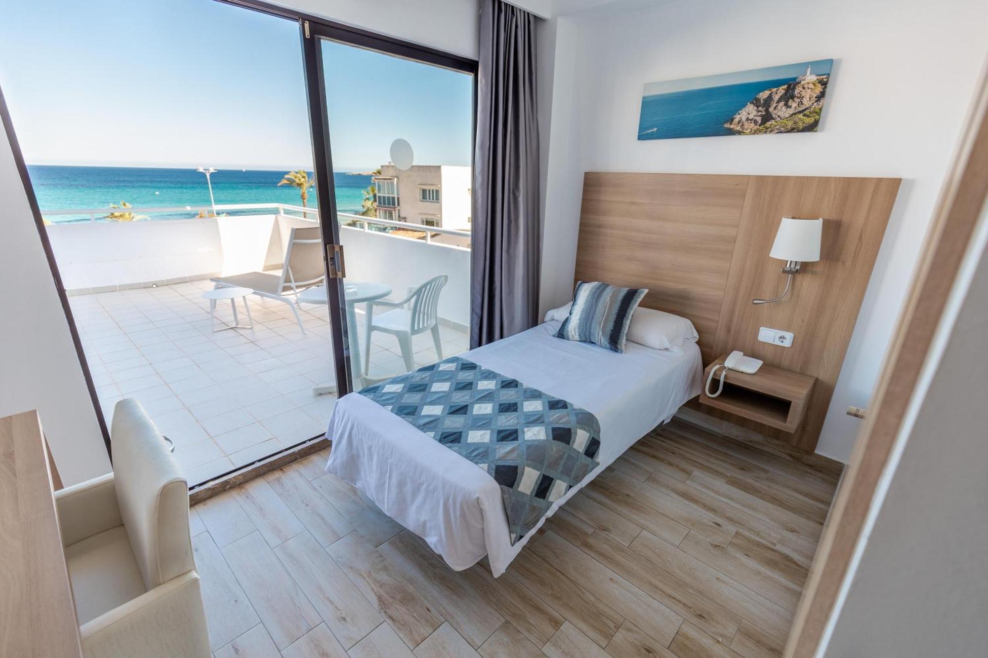 Single Room Sea View,1613430808:JPEG