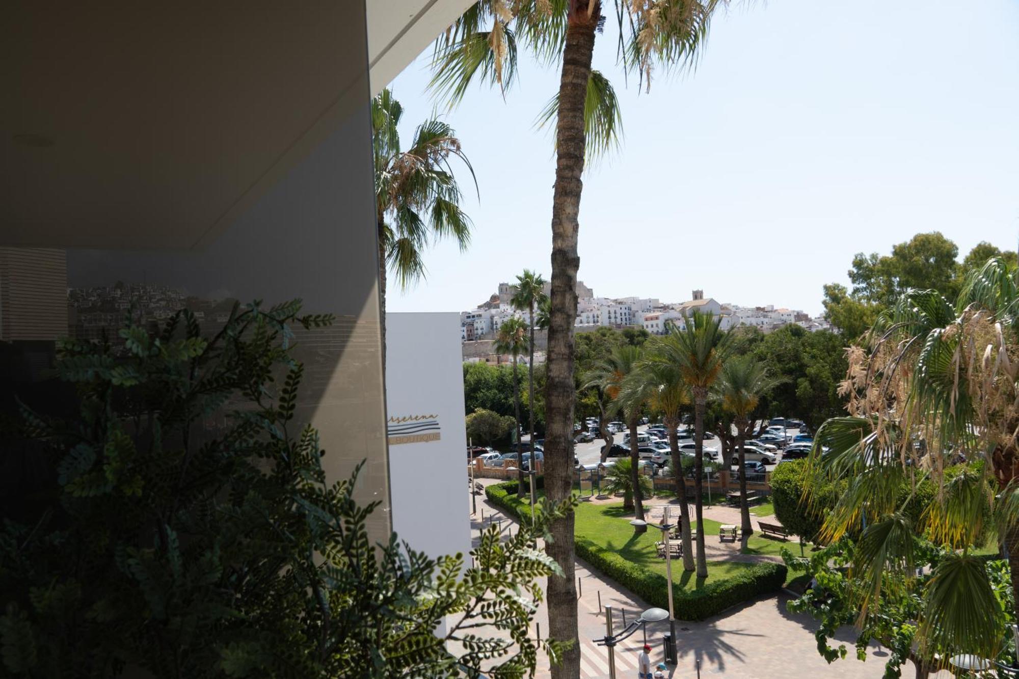 Habitación Doble Deluxe con balcón y vistas al mar