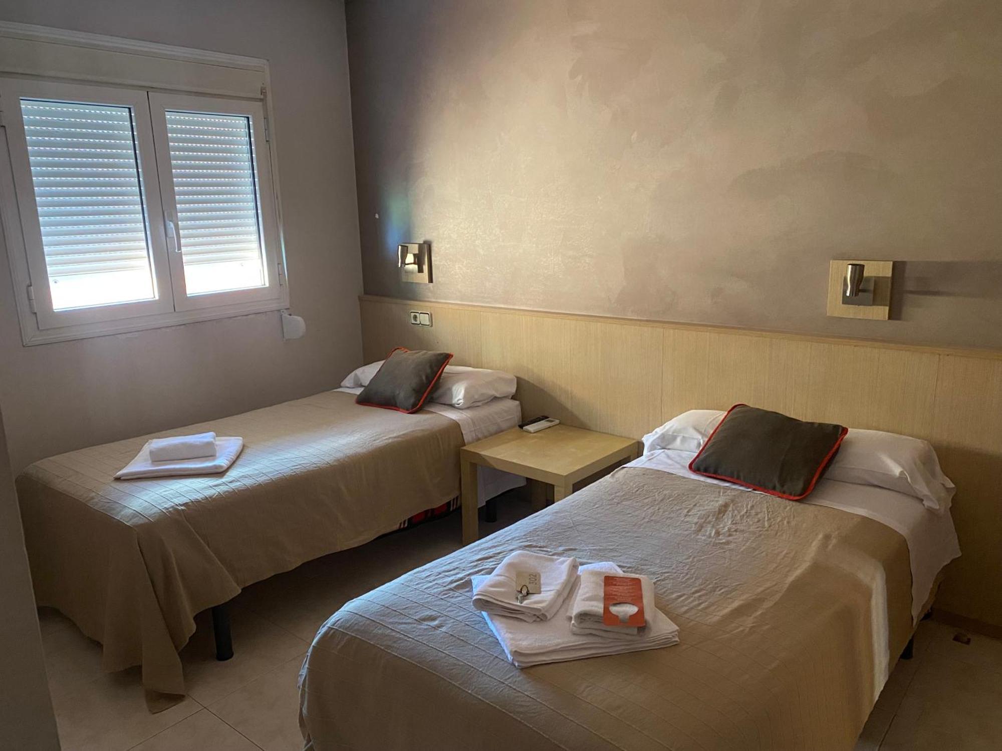Economy Twin Room