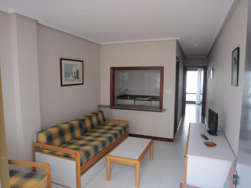 One-Bedroom Apartment,16229267:JPEG