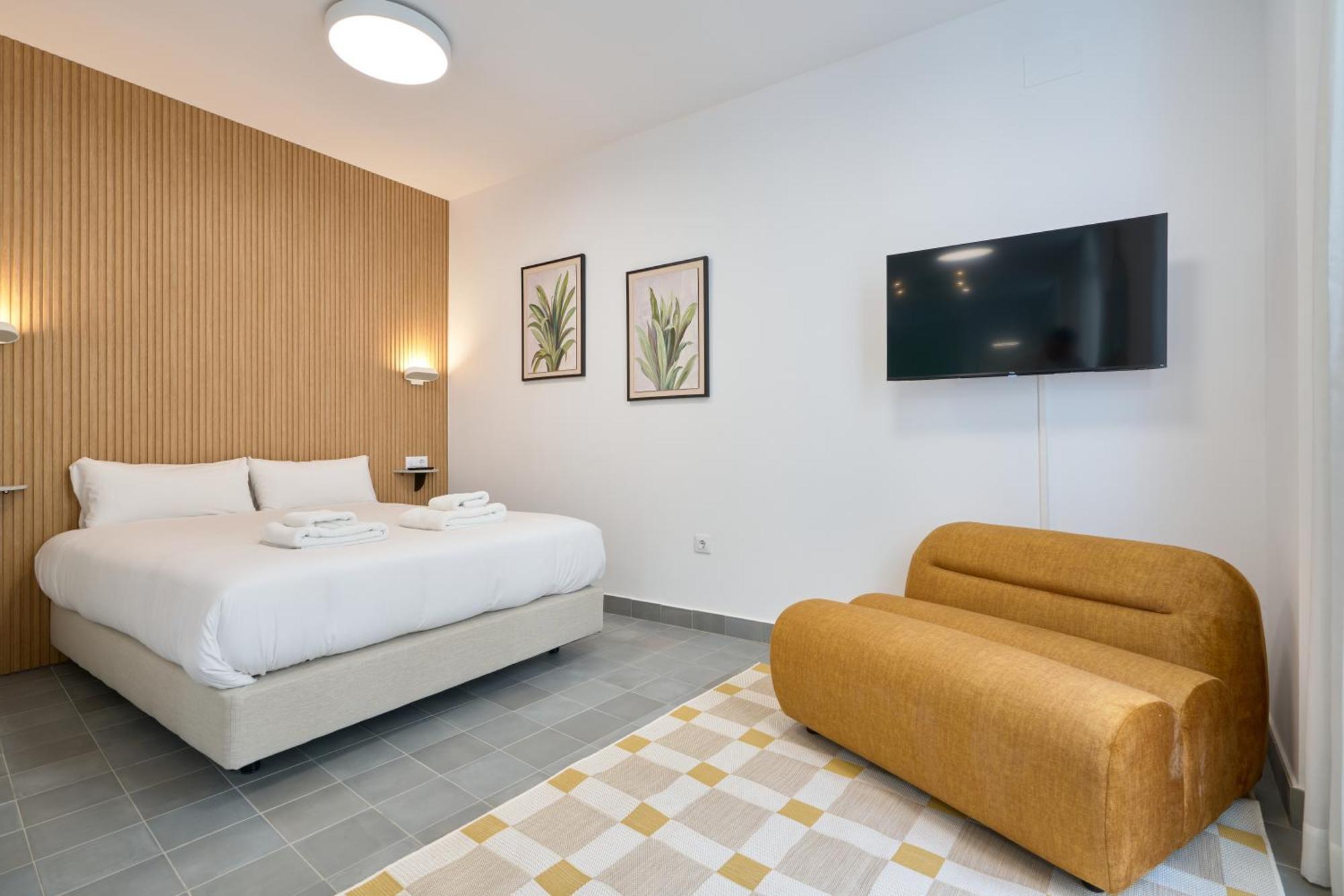 Studio Apartment One Double Bed,1637564486:JPEG
