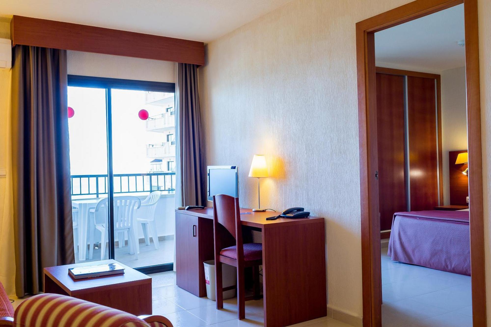 Twin Room Sea View,1646332925:JPEG