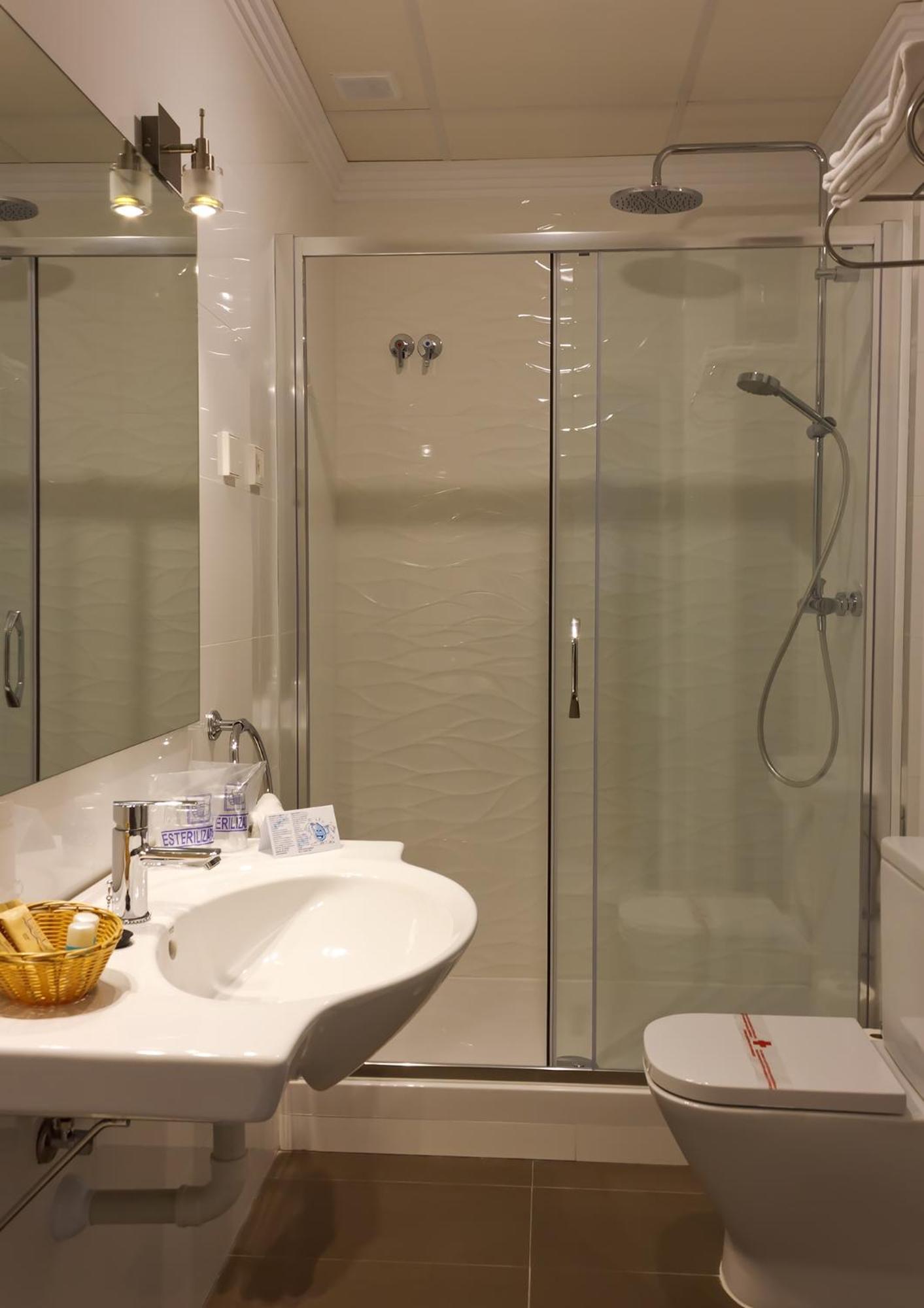 Budget Single Room