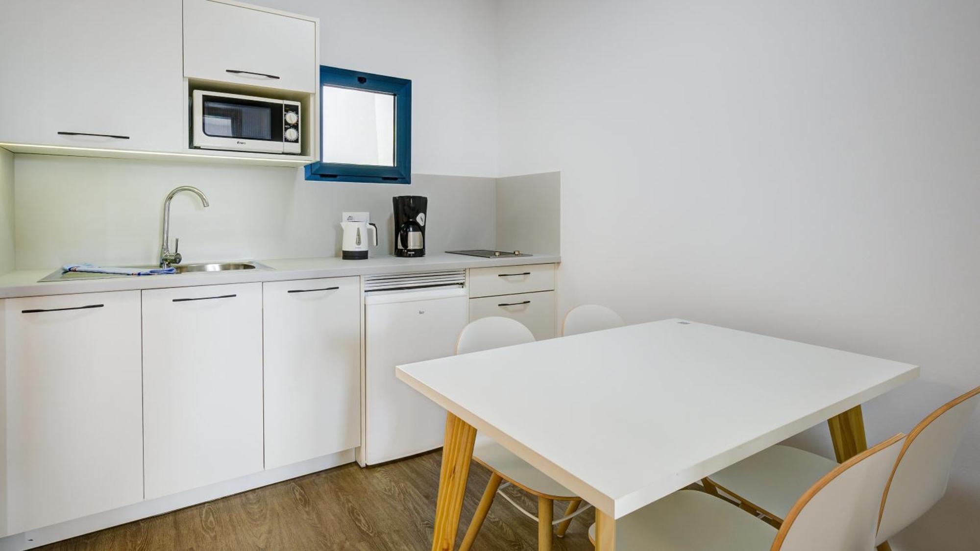 One-Bedroom Apartment Garden View