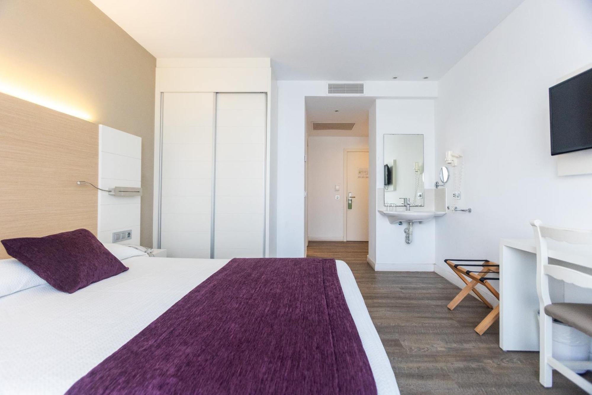 Double or Twin Room-Annex no balcony,1652747716:JPEG
