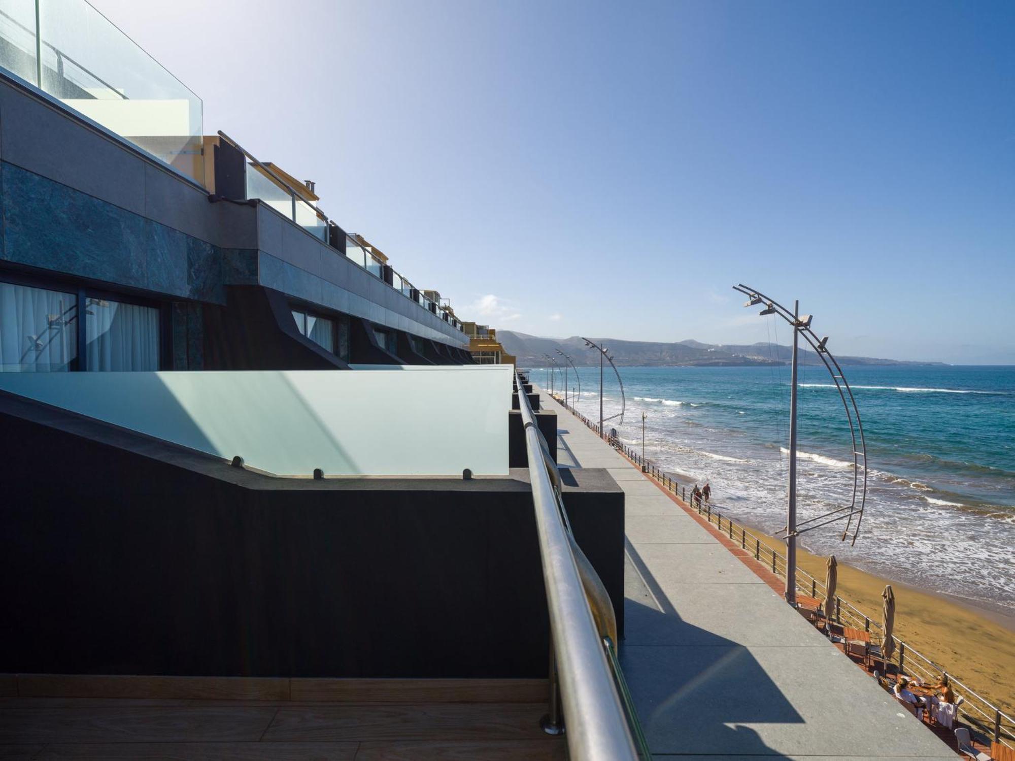 Deluxe Doppelzimmer mit Balkon und Meerblick