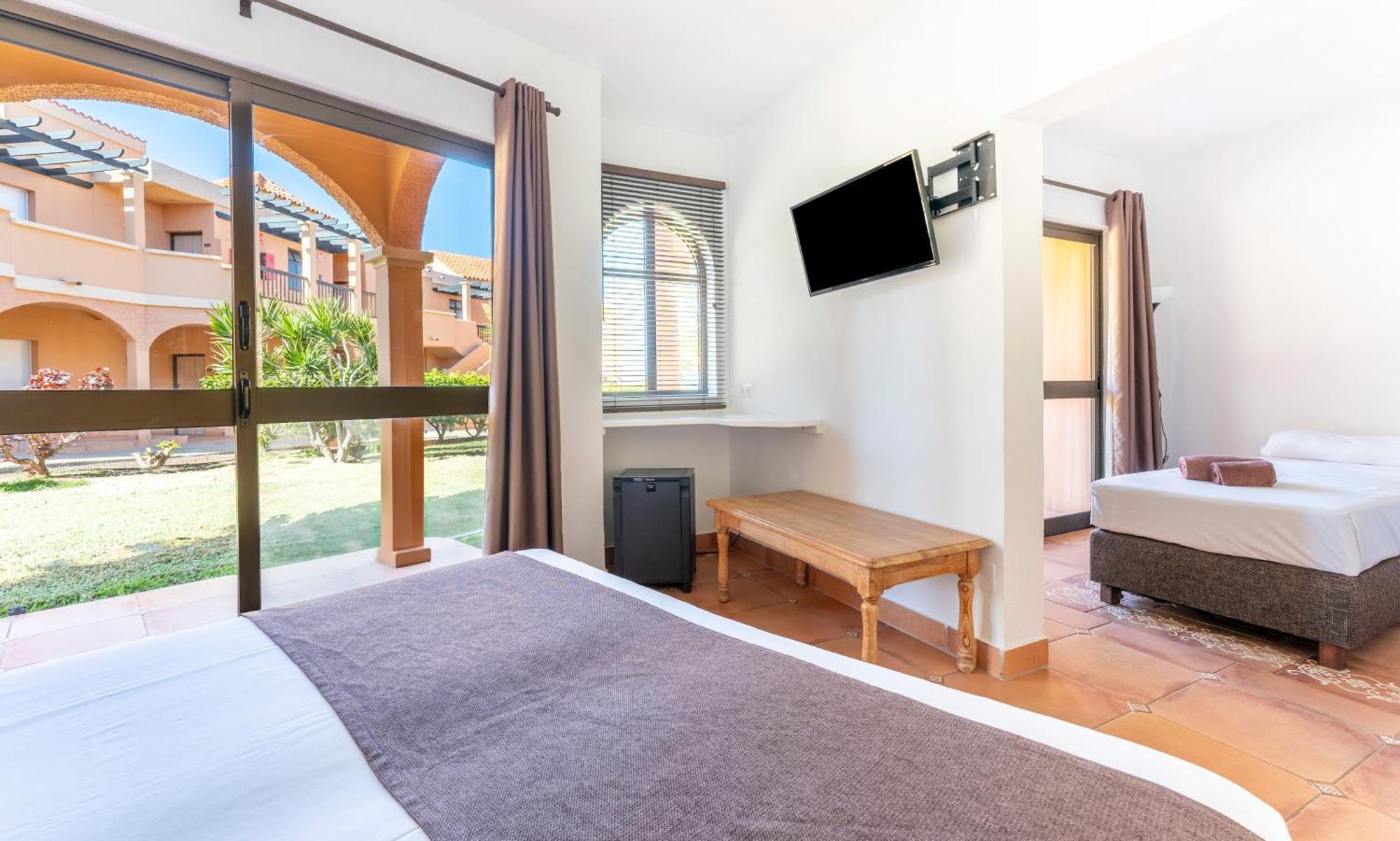Comfort Triple Room Sea View