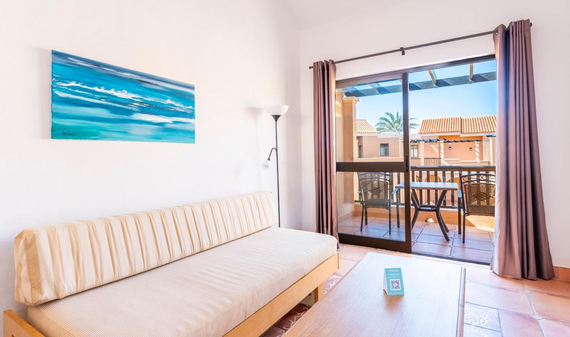 Comfort Triple Room Sea View