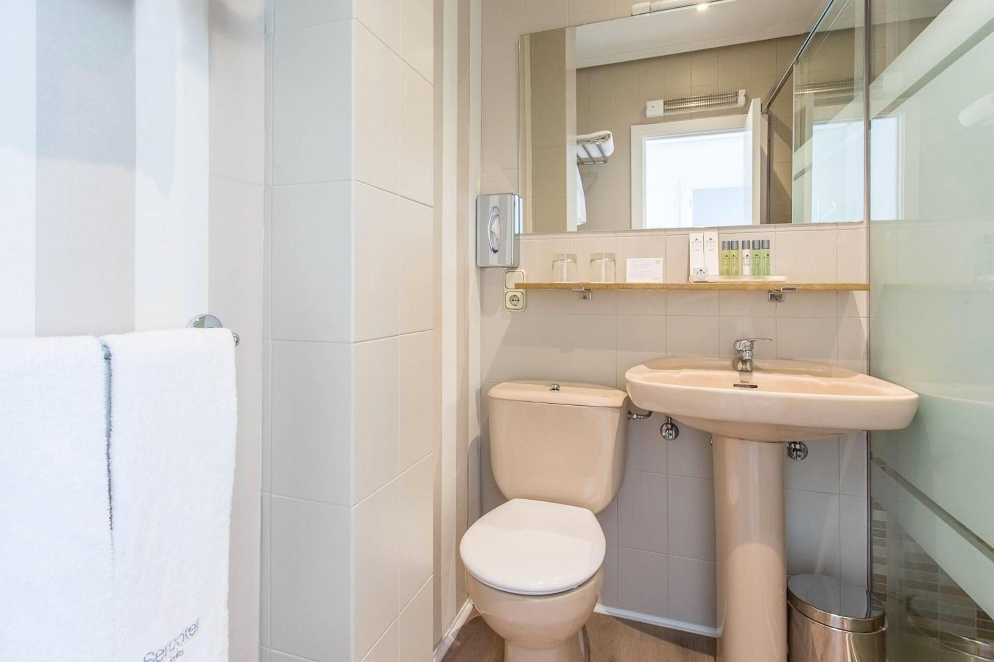 Apartment,1657139454:JPEG