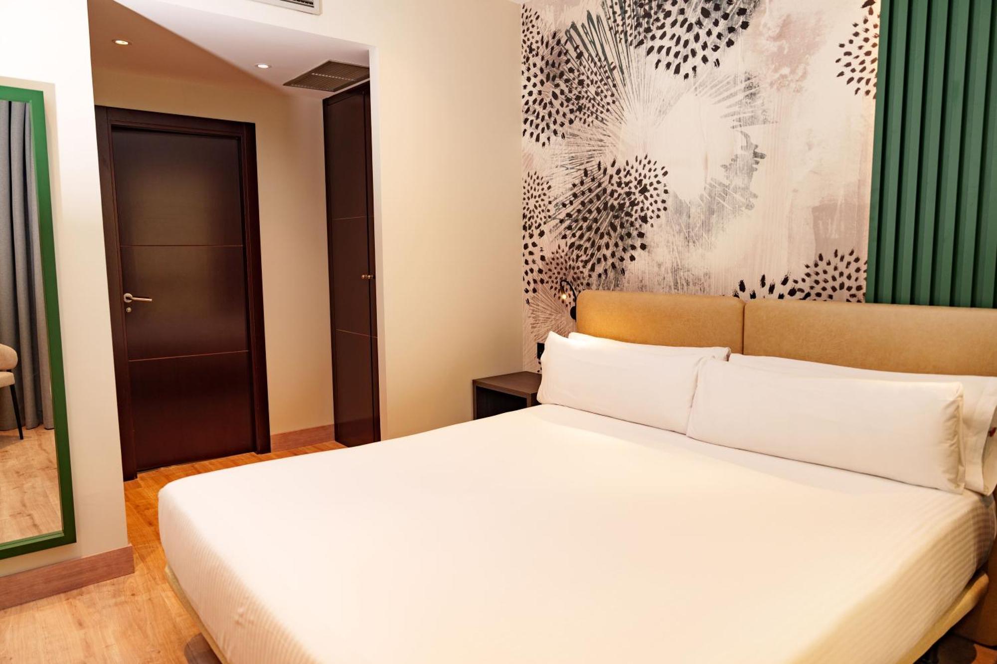Family 2 Bedrooms