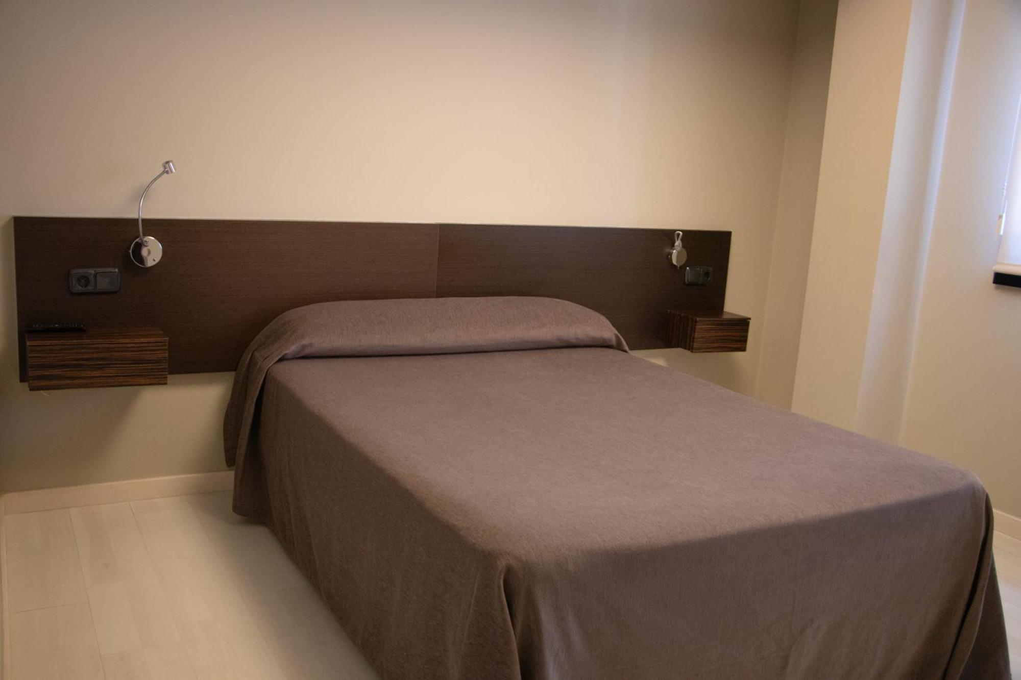 Large Single Room