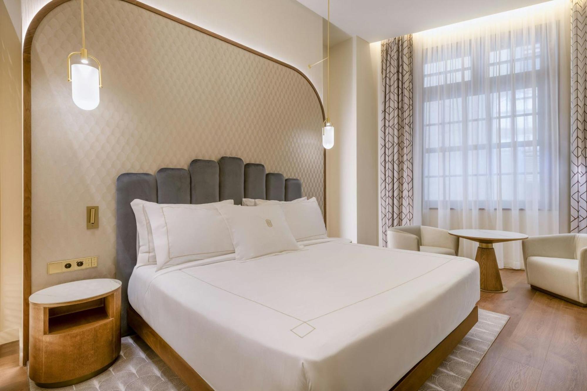 Centenari Deluxe King Room