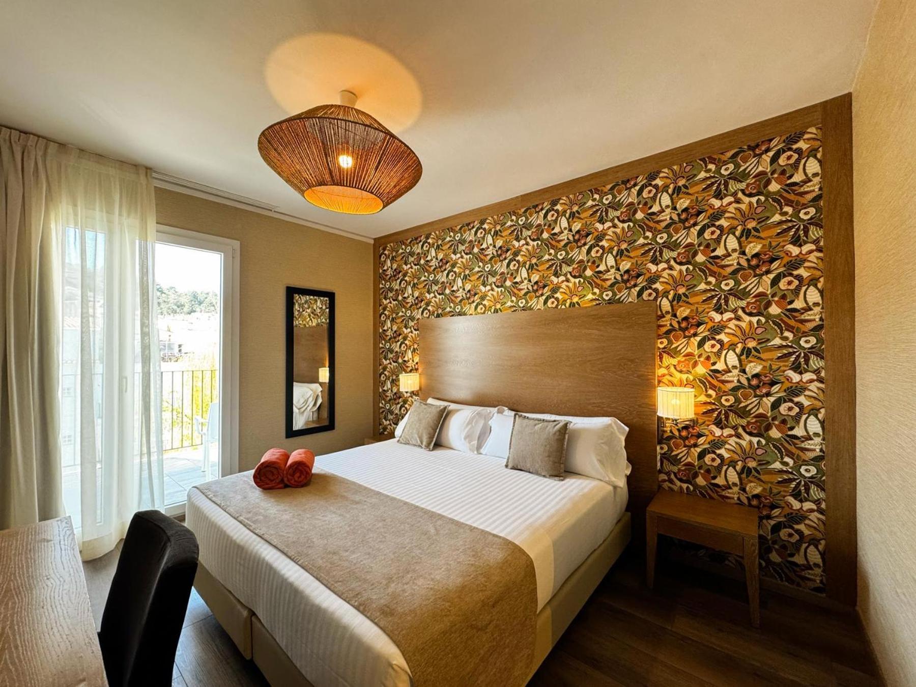 Superior Double or Twin Room with Terrace