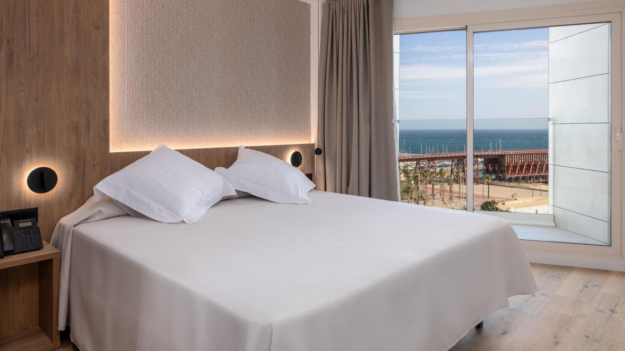 Junior Suite,1669815059:JPEG