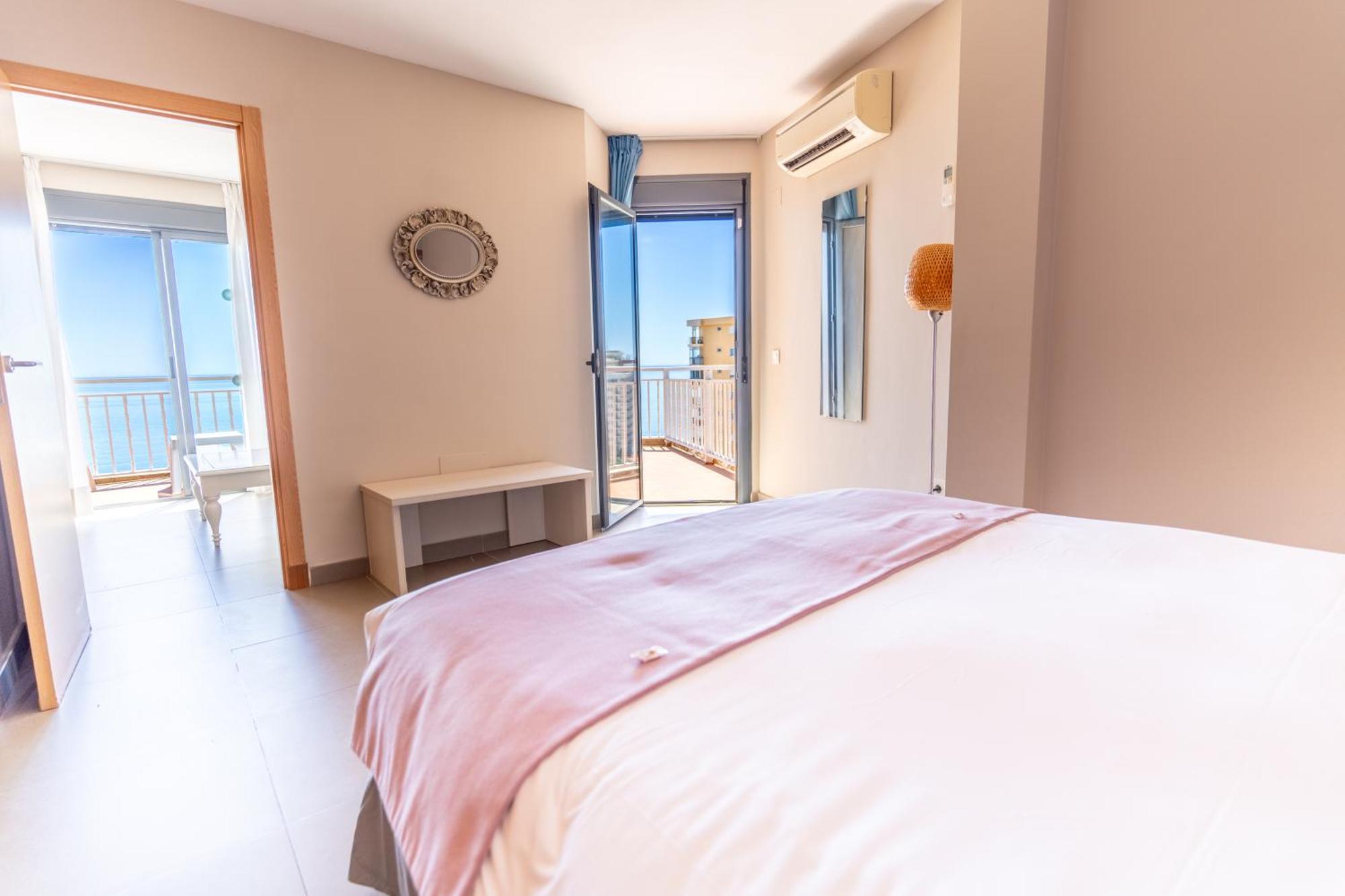 Deluxe Double or Twin Room with Sea View,1670719143:JPEG