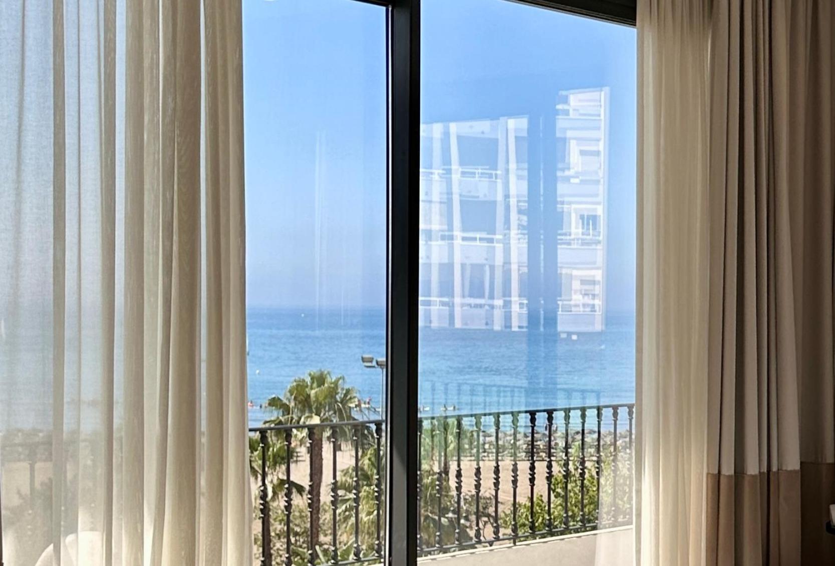 Deluxe Studio with Terrace and Sea View,1675941293:JPEG