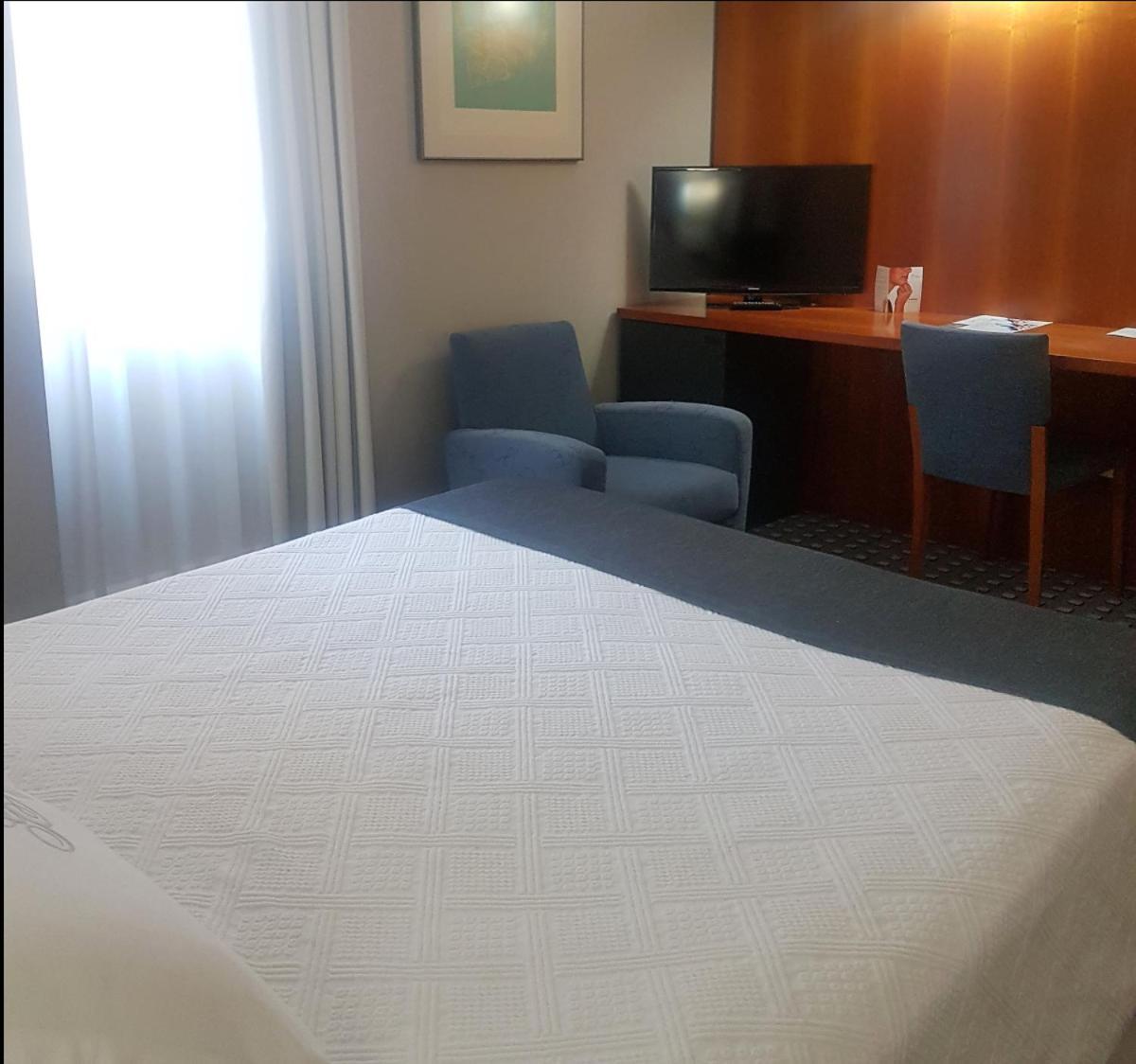 Superior Single Room,1677856927:JPEG