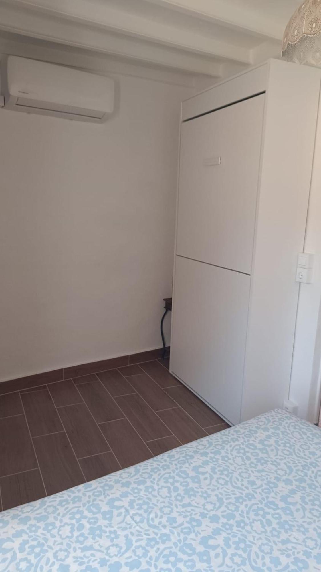 Double Room Private External Bathroom,1680772516:JPEG