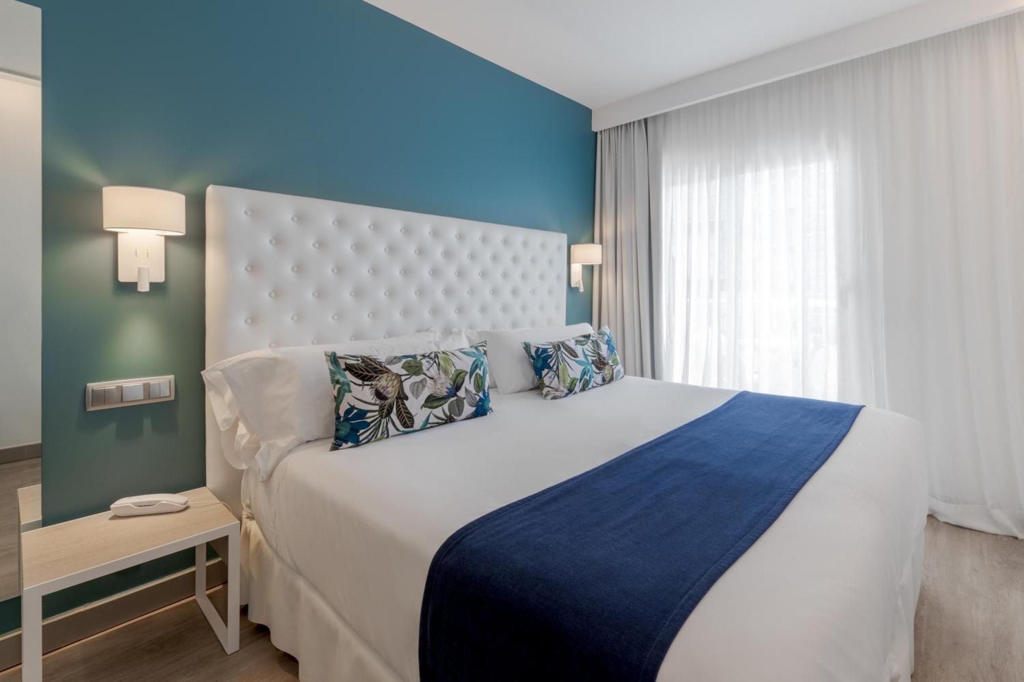 Double Room Balcony,1688808504:JPEG