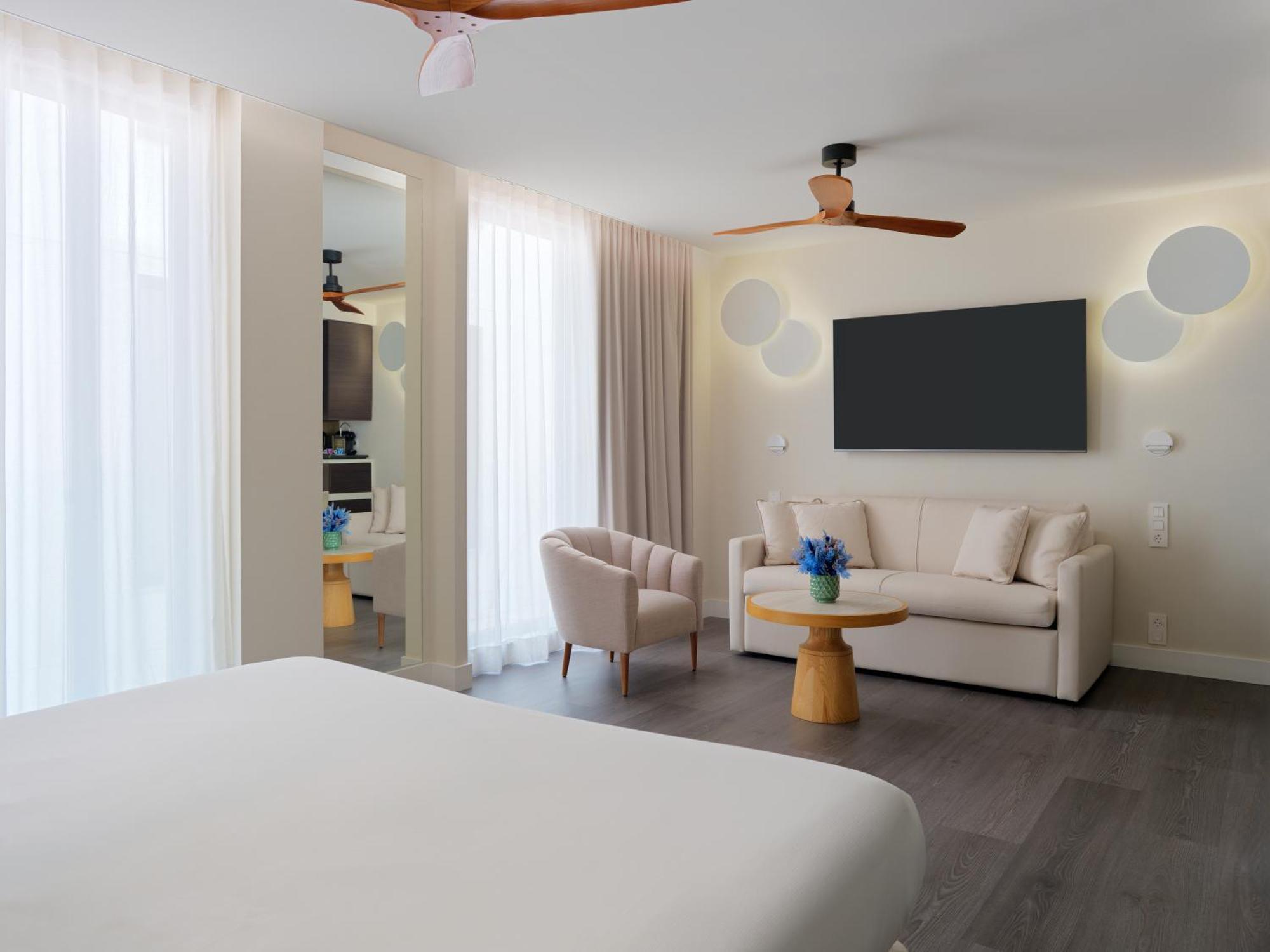 Superior Triple Room