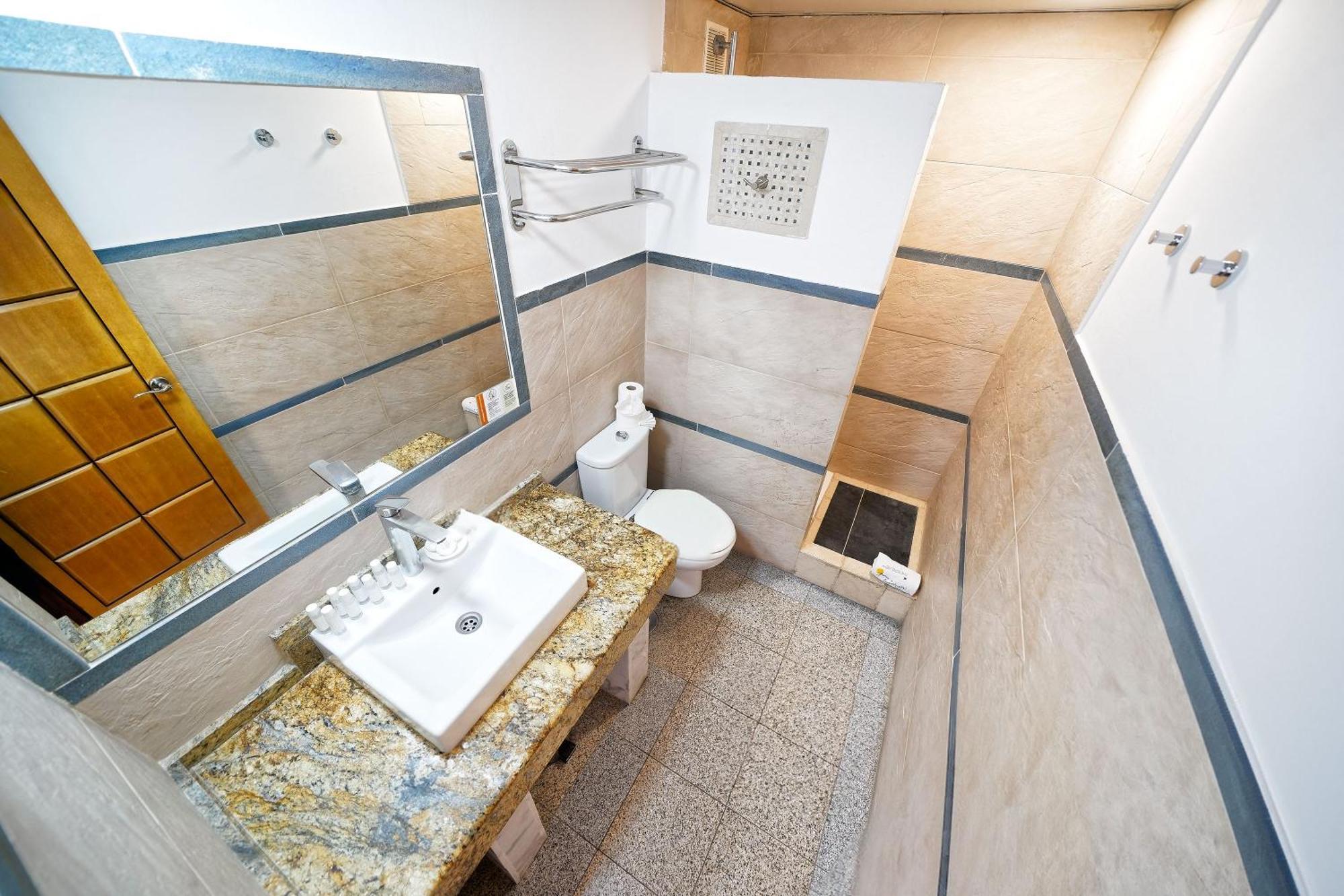 Superior Two-Bedroom Apartment (2 Adults + 2 children)