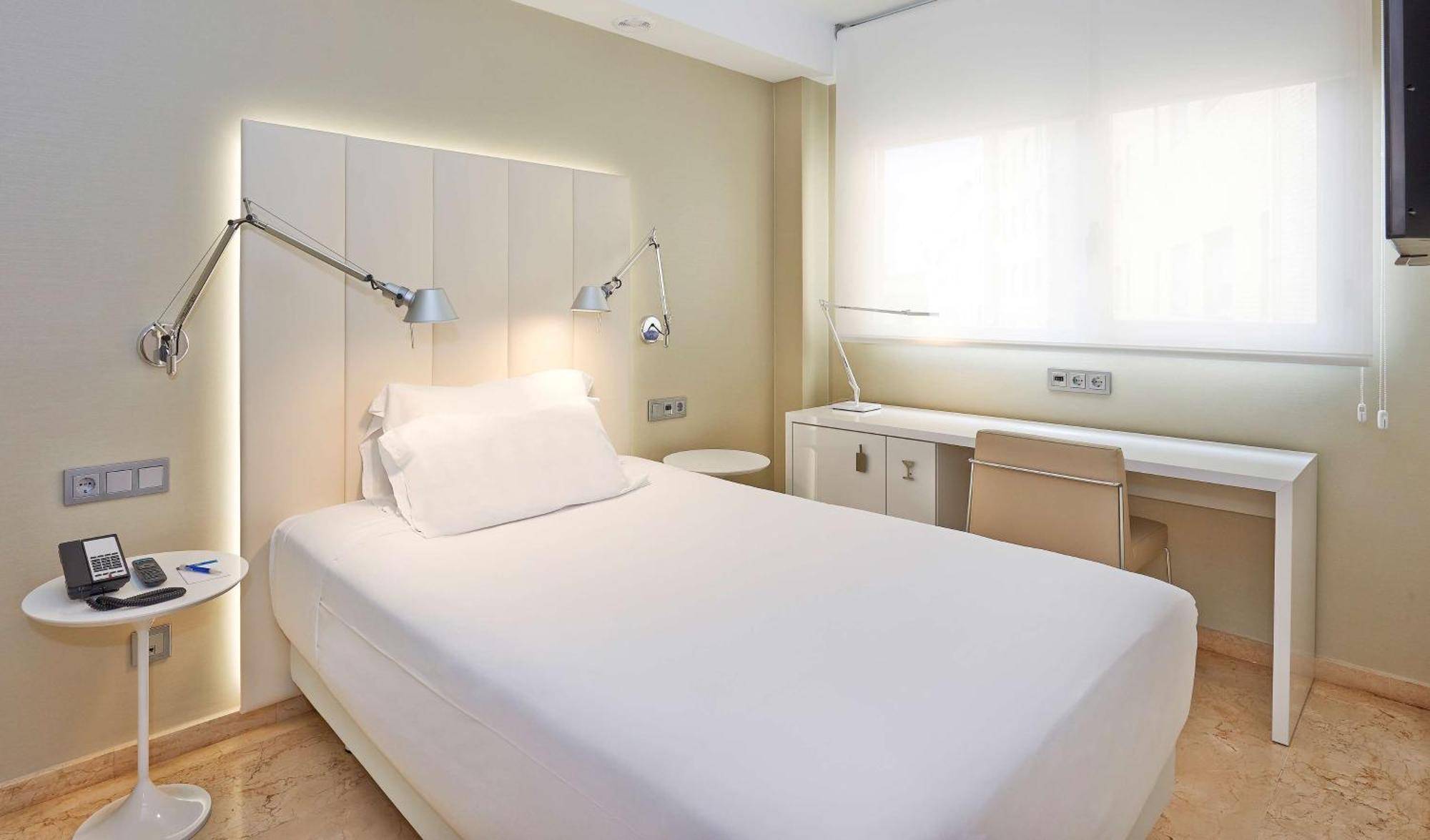 Standard Single Room,1697786912:JPEG