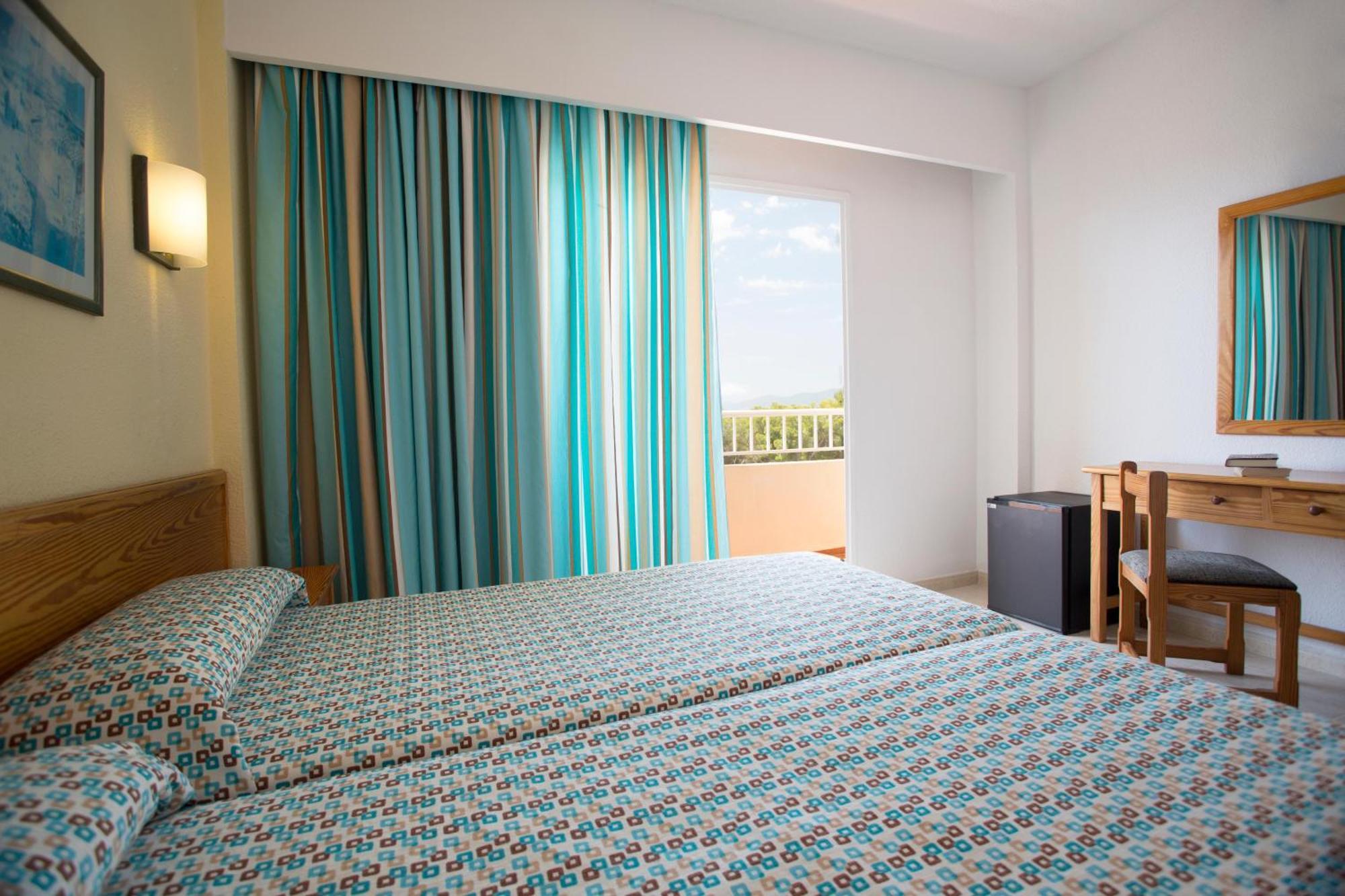 Standard Double Room with Pool View,1697787333:JPEG