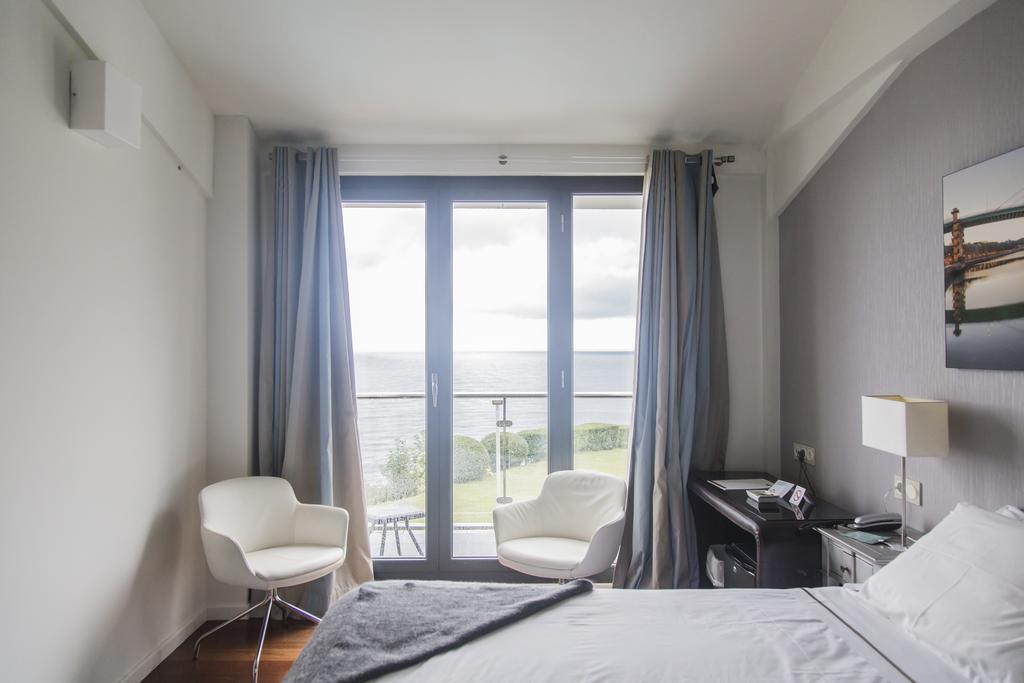 Double or Twin Room,393823395:JPEG