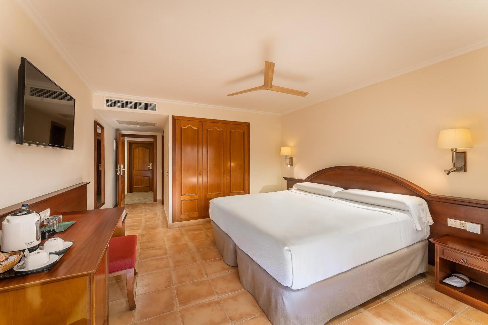Double or Twin Room,1703547465:JPEG