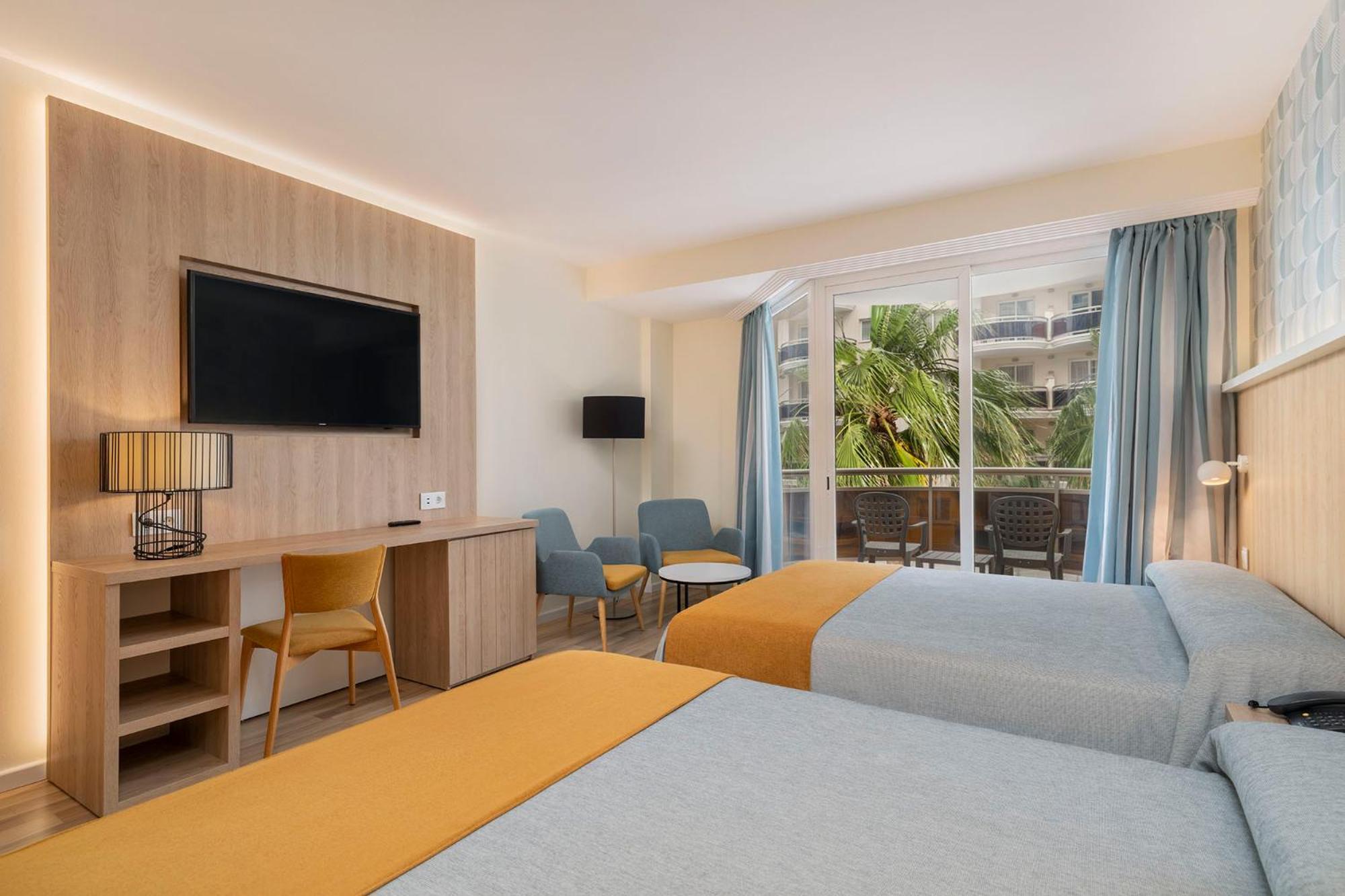 Double Room,1705562047:JPEG